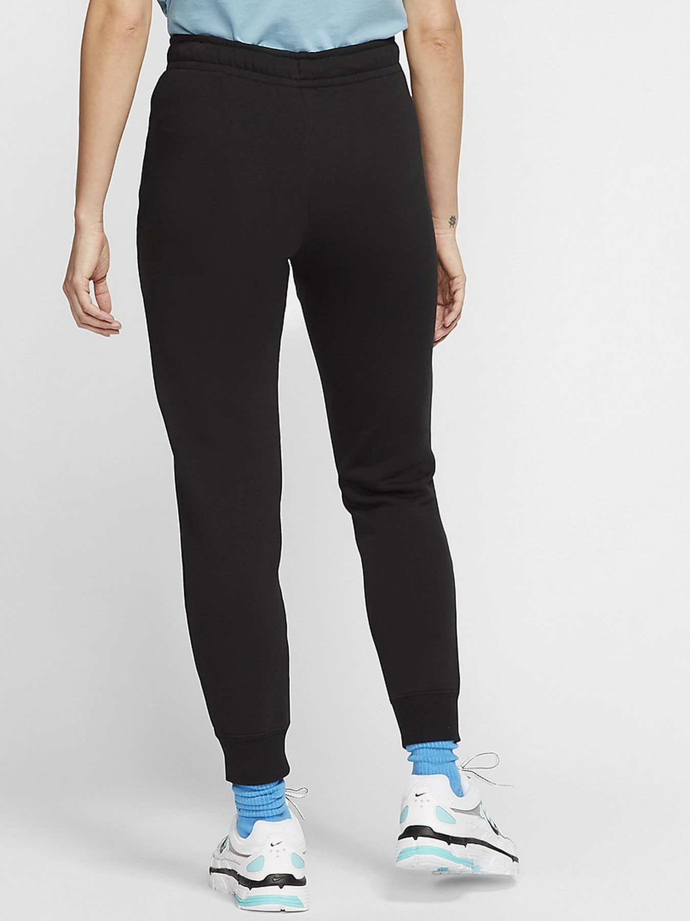 Брюки NIKE Sportswear Essential модель BV4099-010 Фото