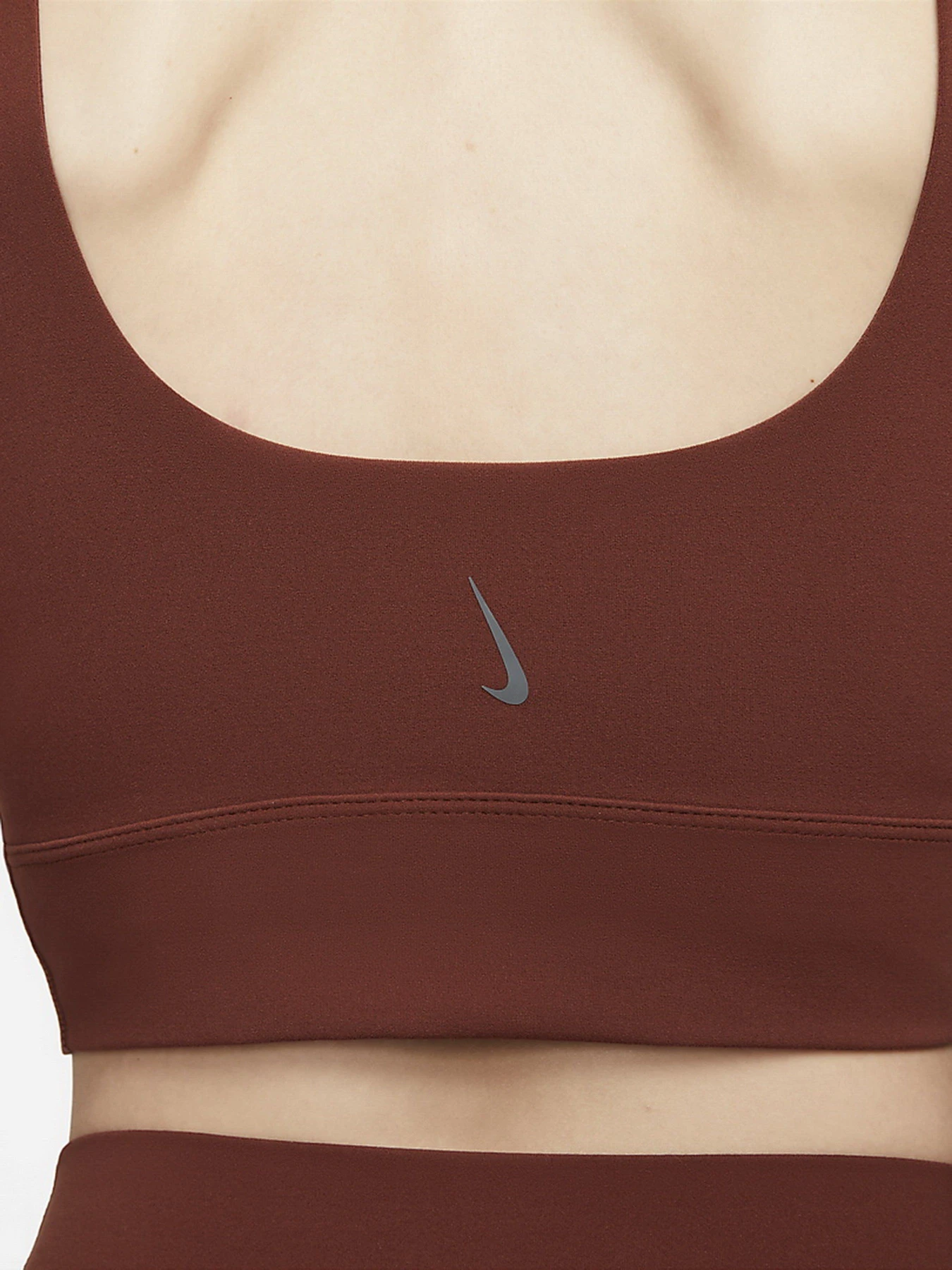 Футболки и поло NIKE Yoga Luxe модель CV0576-217 Футболки и поло NIKE Yoga Luxe модель CV0576-217 Фото