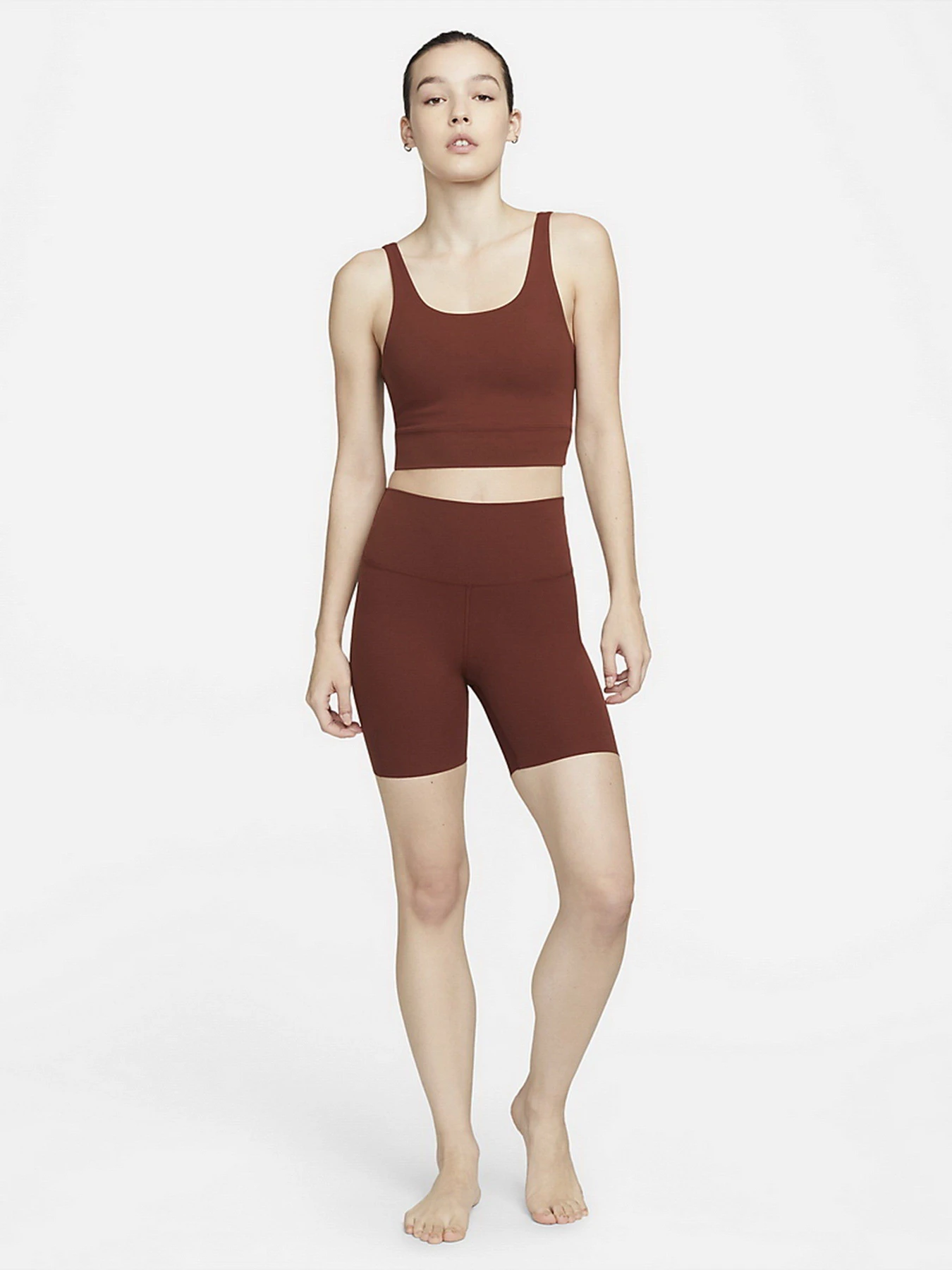 Футболки и поло NIKE Yoga Luxe модель CV0576-217 Футболки и поло NIKE Yoga Luxe модель CV0576-217 Фото