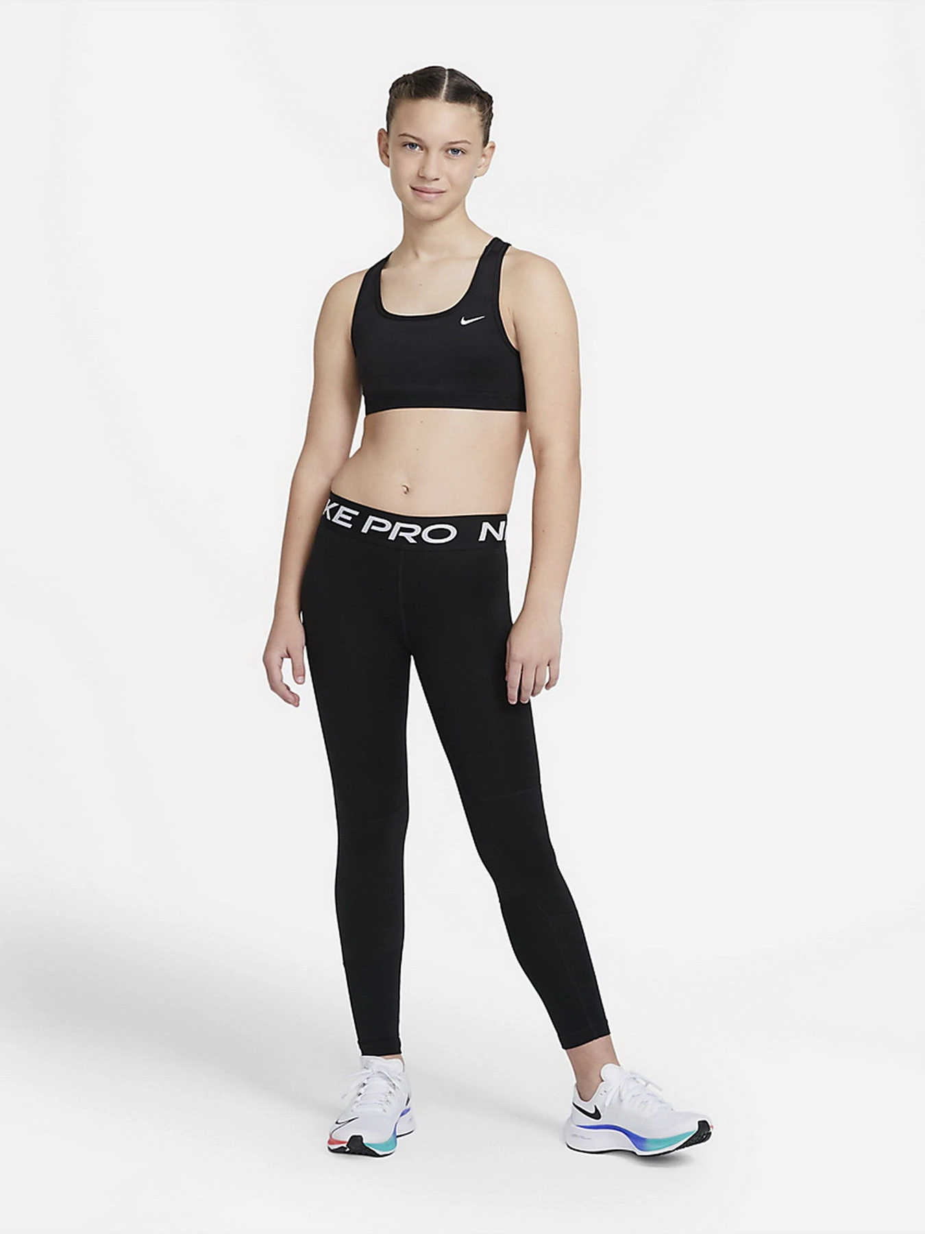 Футболки и поло NIKE Swoosh модель DA1030-010 Футболки и поло NIKE Swoosh модель DA1030-010 Фото