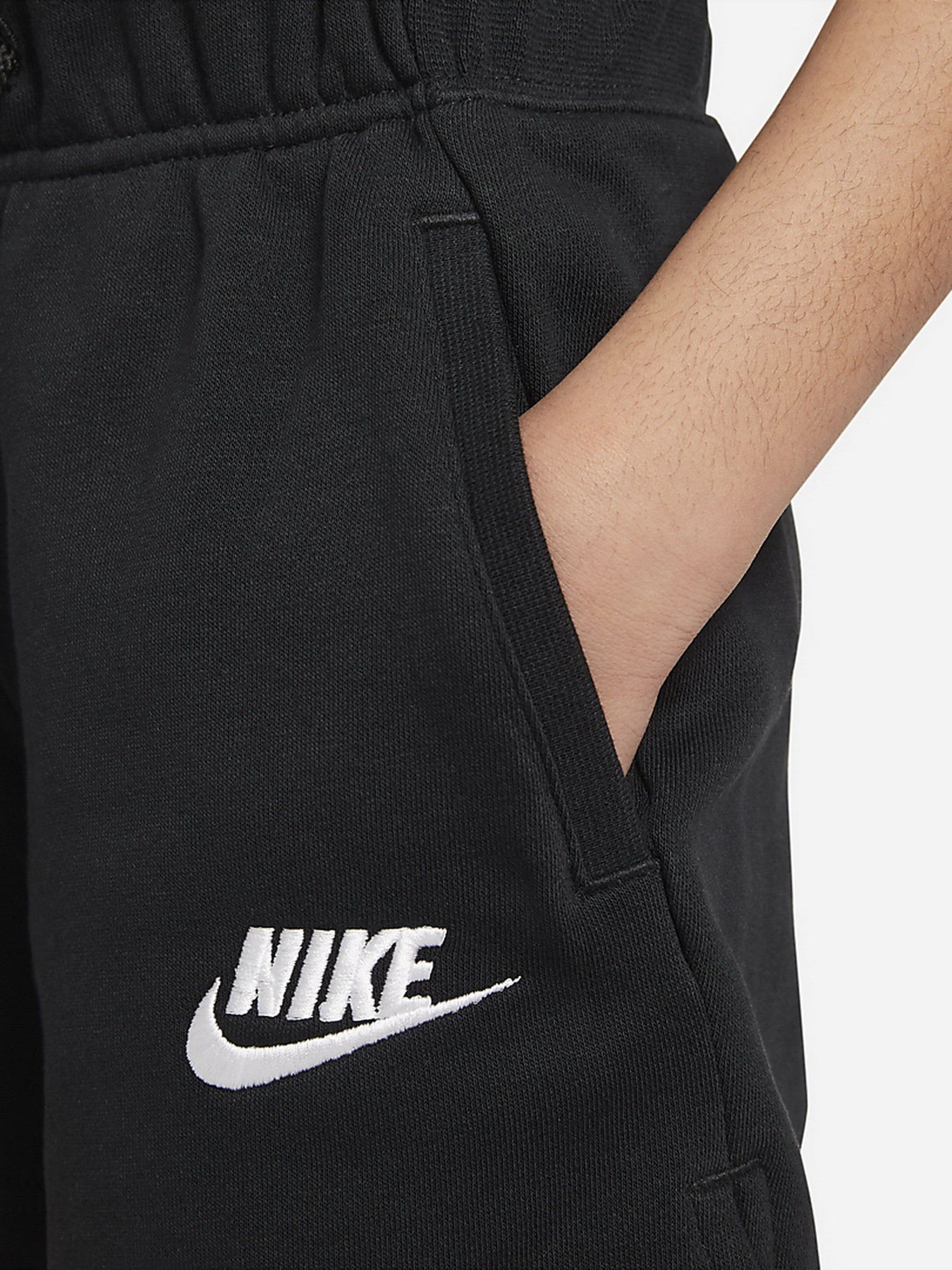 Шорти NIKE Sportswear модель DA1405-010 Шорти NIKE Sportswear модель DA1405-010 Фото