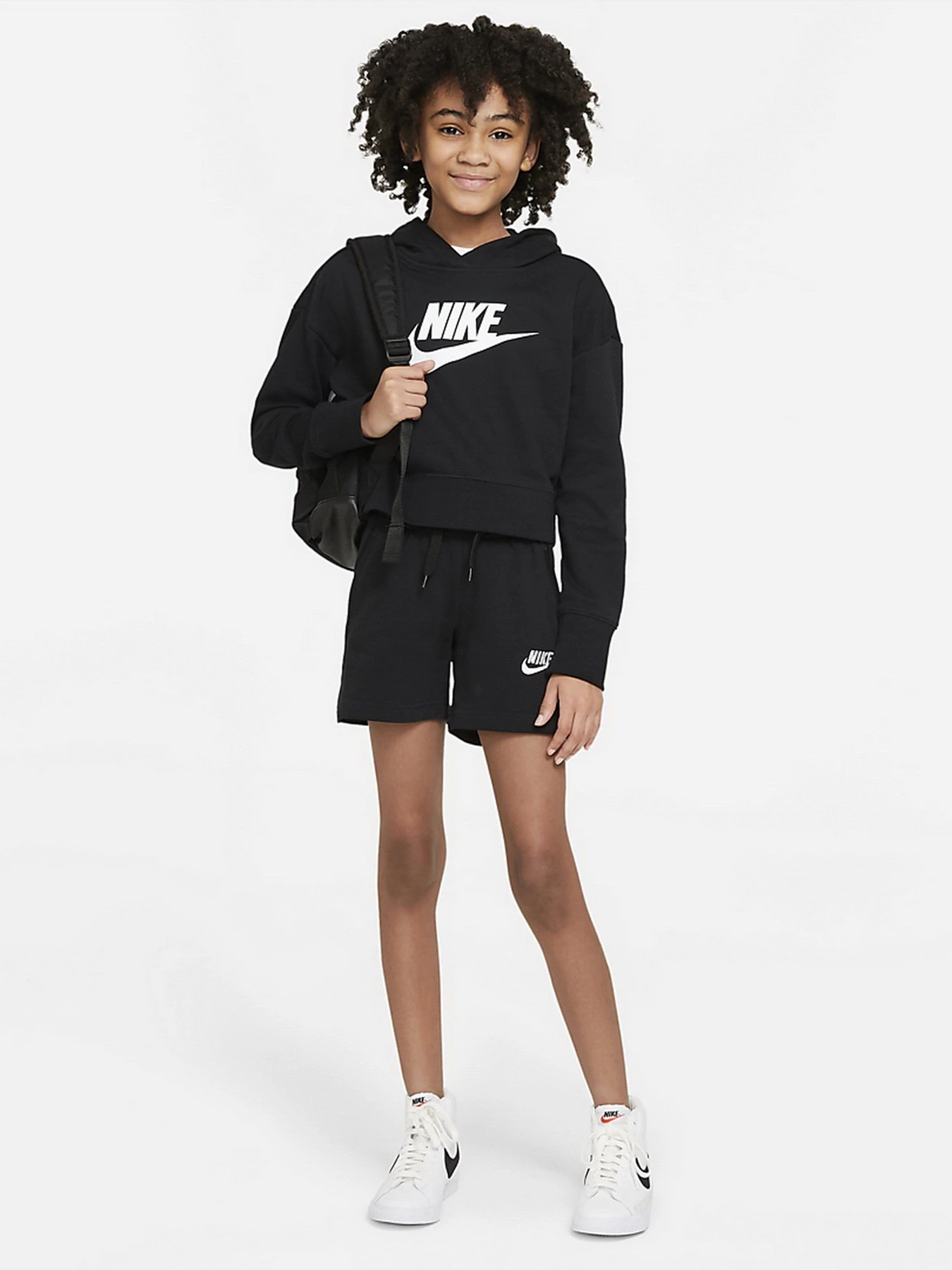 Шорти NIKE Sportswear модель DA1405-010 Шорти NIKE Sportswear модель DA1405-010 Фото