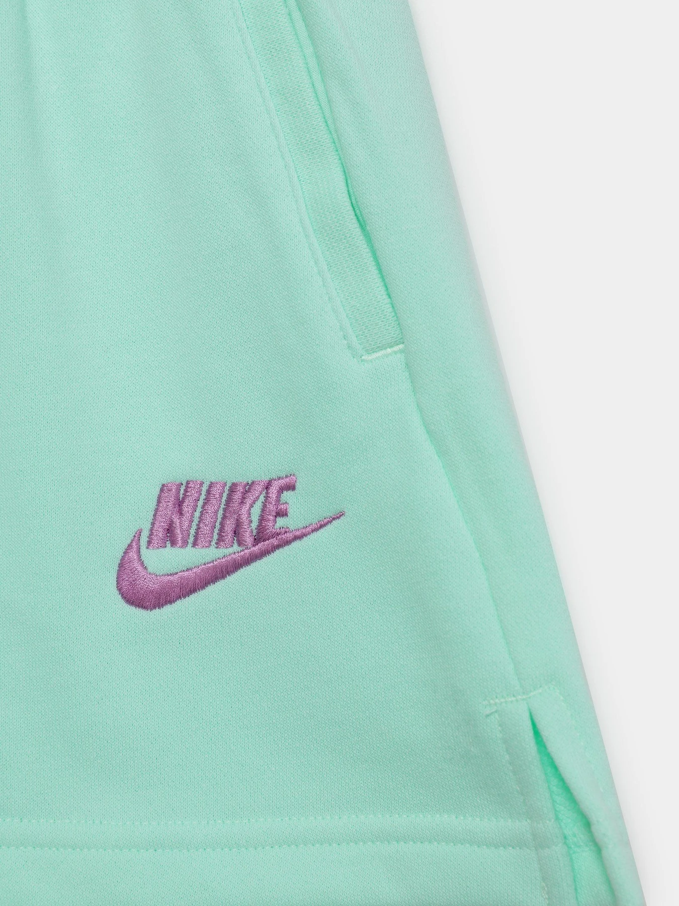 Шорти NIKE Sportswear модель DA1405-379 Шорти NIKE Sportswear модель DA1405-379 Фото