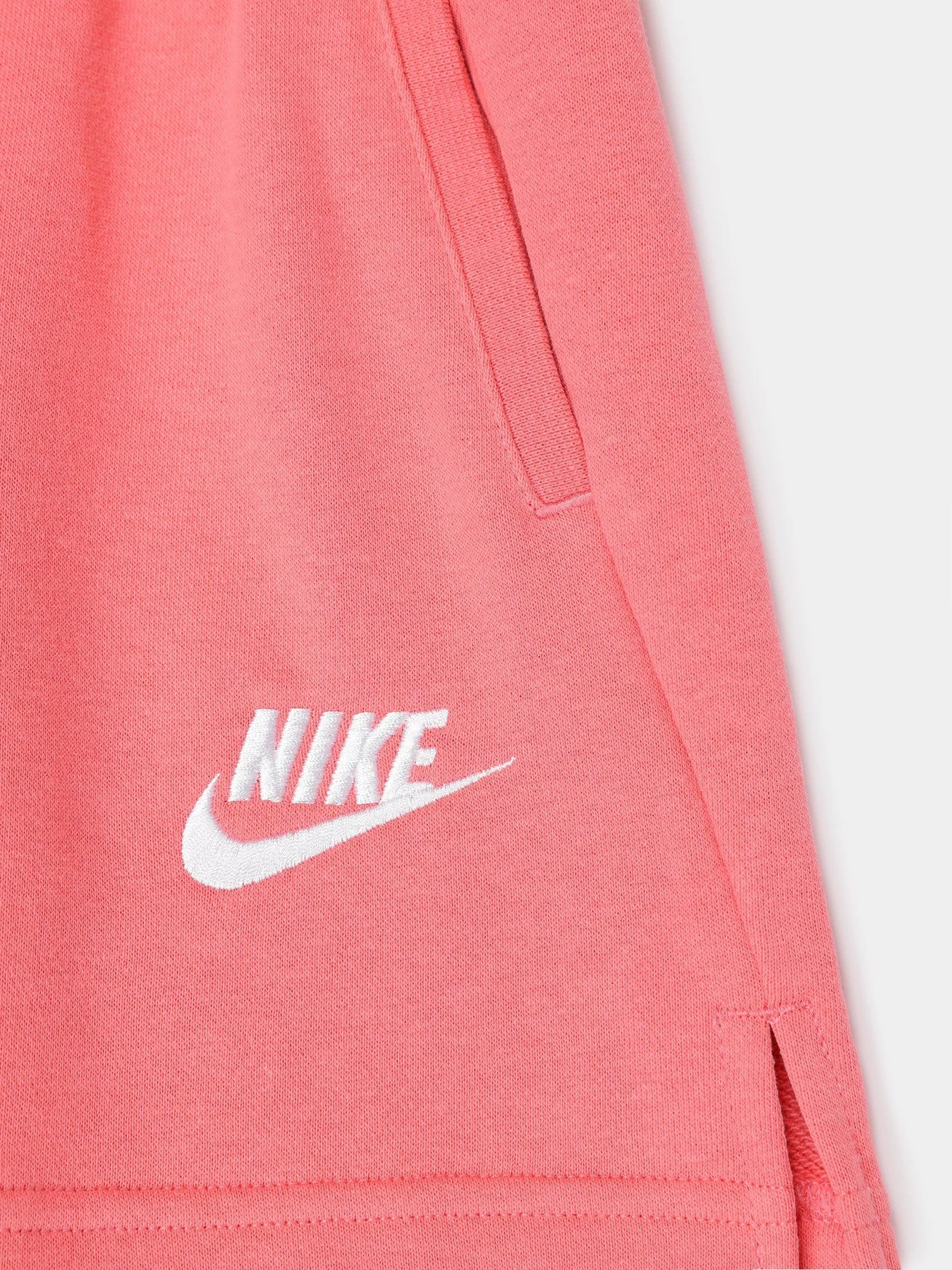 Шорти NIKE Sportswear модель DA1405-603 Шорти NIKE Sportswear модель DA1405-603 Фото