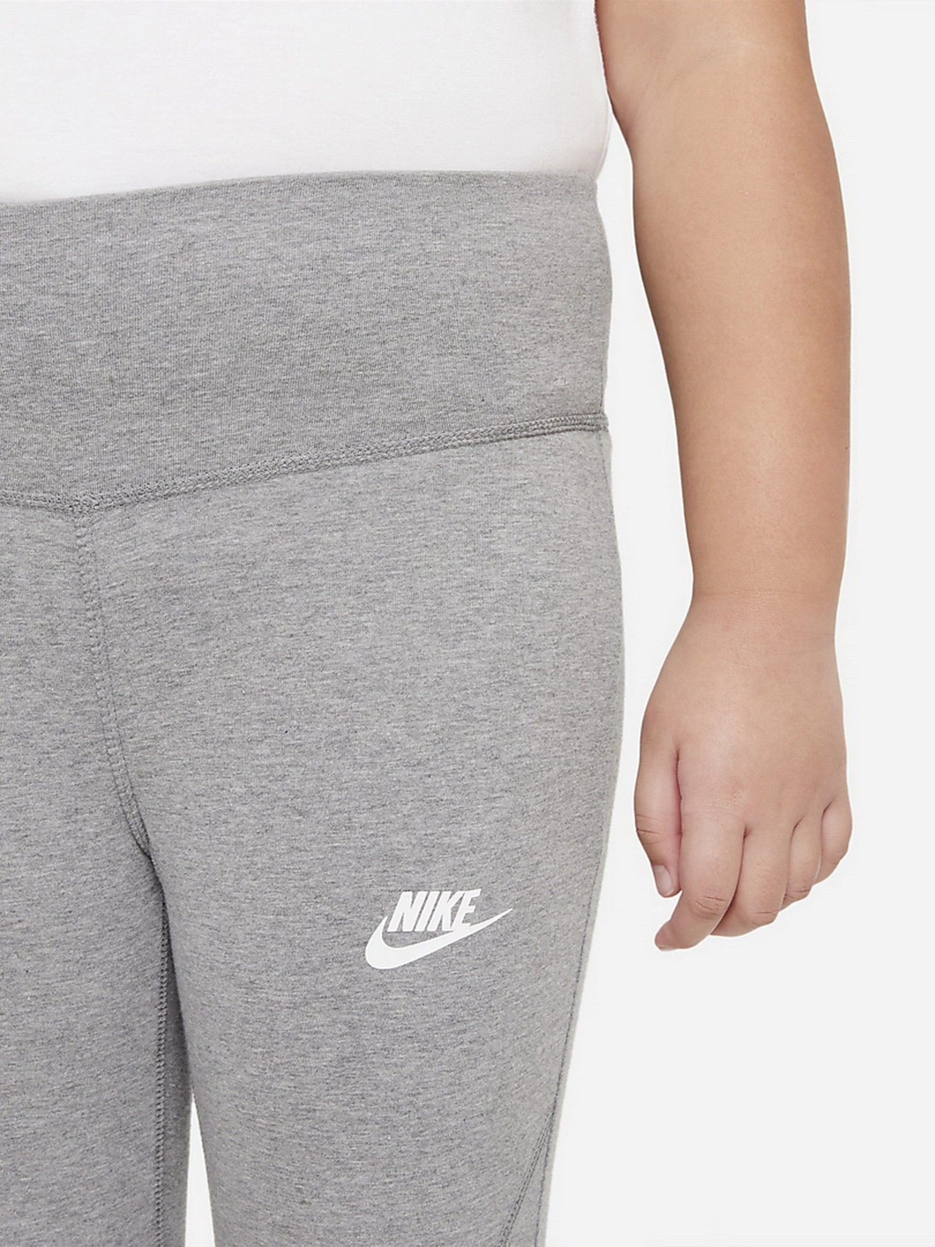 Брюки NIKE Sportswear Favorites модель DB3753-091 Фото