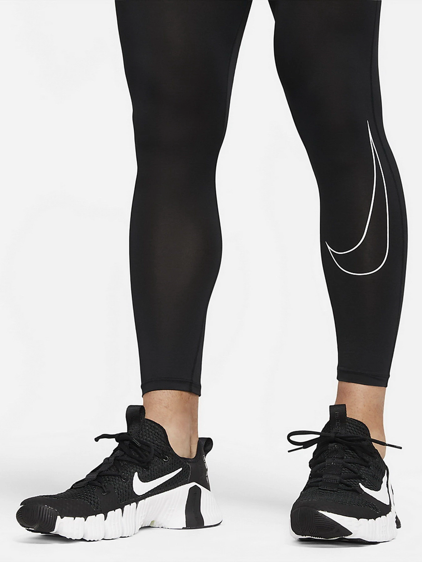 Брюки NIKE Pro Dri-FIT модель DD1913-010 Фото