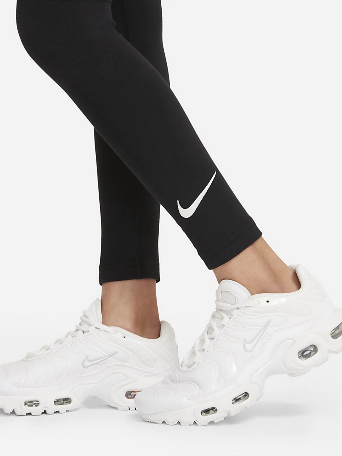 Брюки NIKE Sportswear Favourites модель DD6482-010 Брюки NIKE Sportswear Favourites модель DD6482-010 Фото