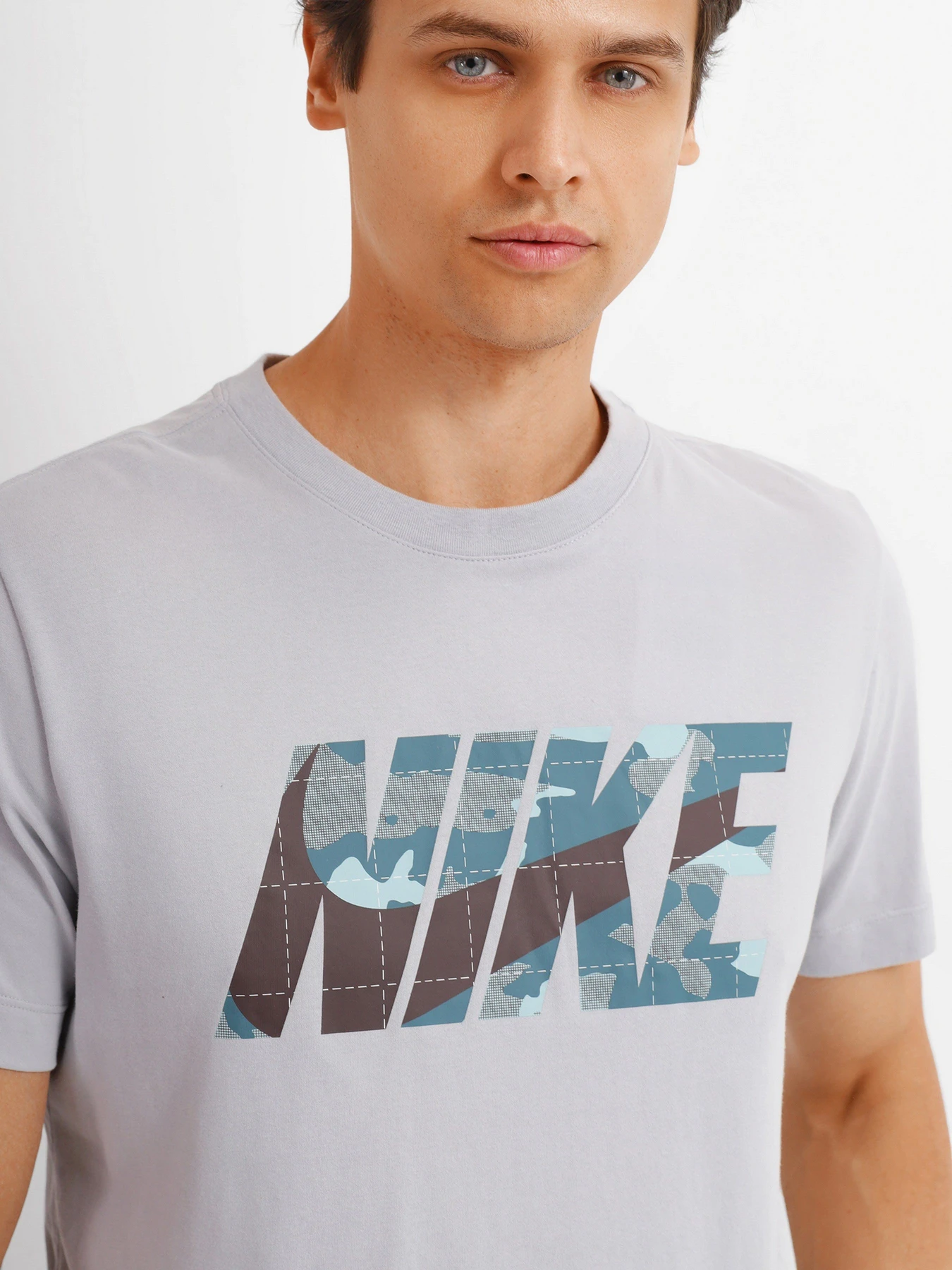 Футболки і поло NIKE Dri-fit модель DM5669-077 Футболки і поло NIKE Dri-fit модель DM5669-077 Фото