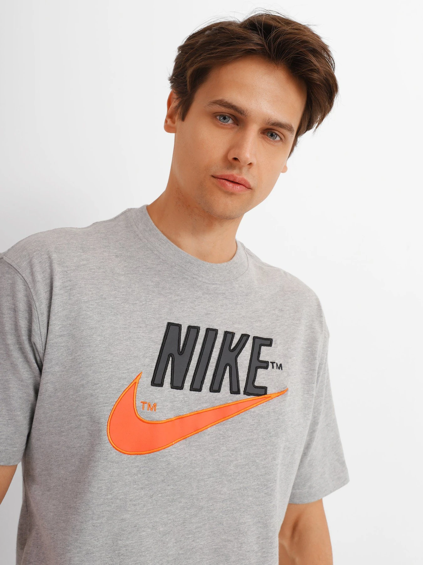 Футболки и поло NIKE M NSW TREND модель DM6373-063 Футболки и поло NIKE M NSW TREND модель DM6373-063 Фото