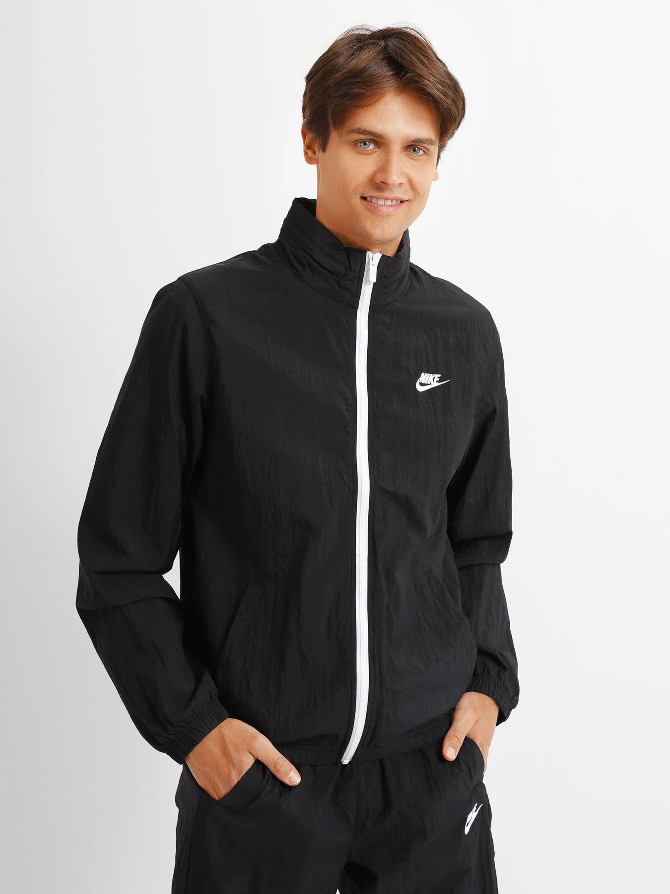 Костюмы NIKE Sportswear Sport Essentials модель DM6848-010 Костюмы NIKE Sportswear Sport Essentials модель DM6848-010 Фото