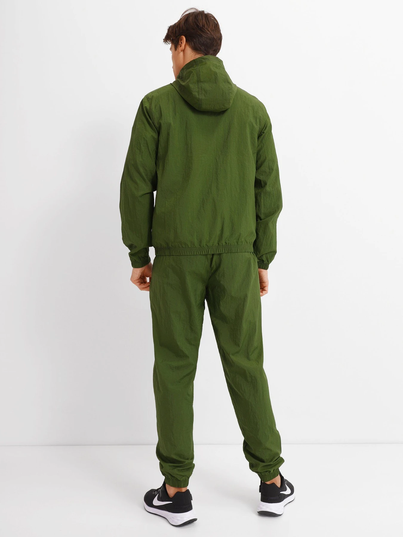 Костюмы NIKE Sportswear Sport Essentials модель DM6848-326 Костюмы NIKE Sportswear Sport Essentials модель DM6848-326 Фото