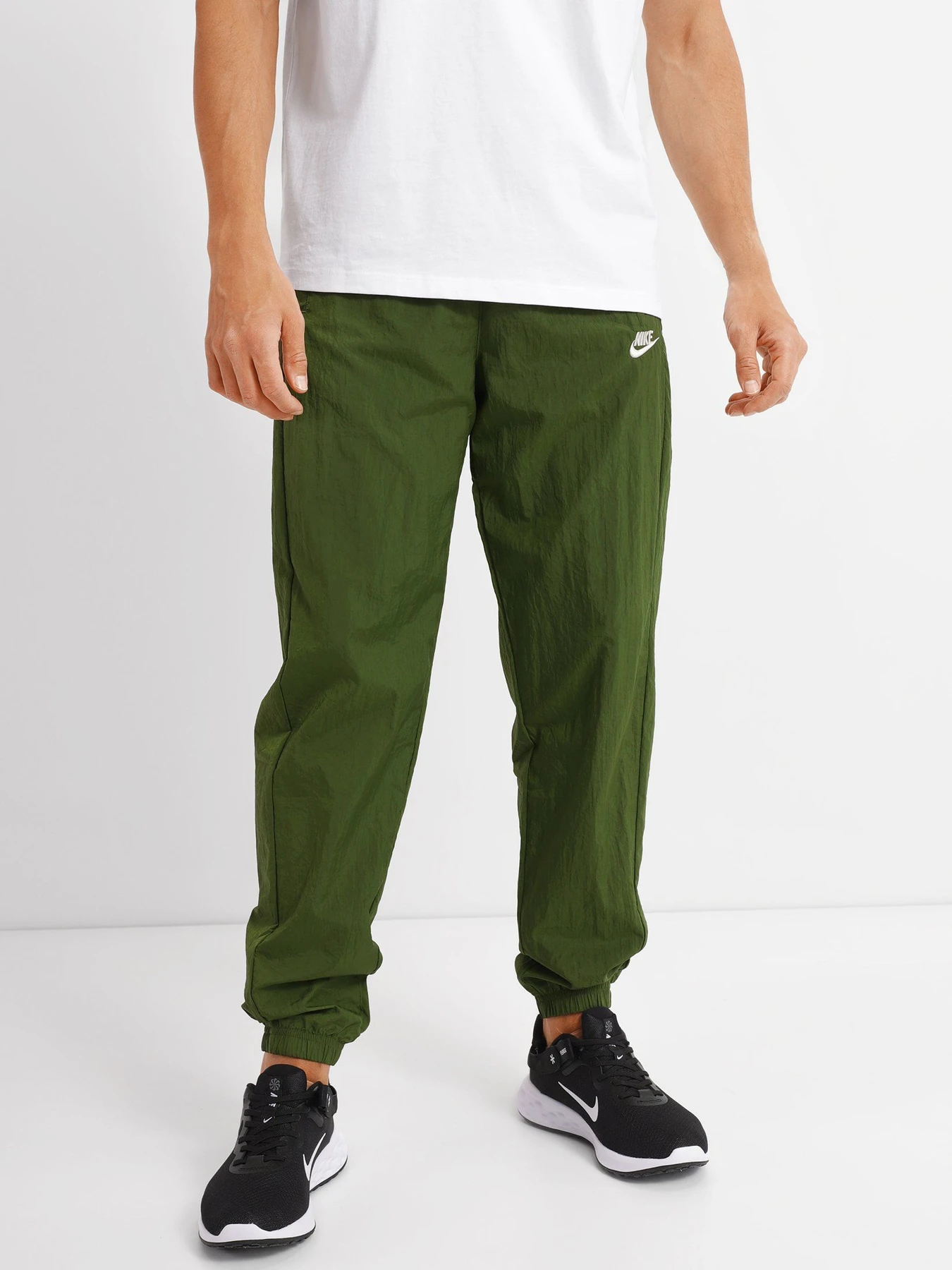 Костюмы NIKE Sportswear Sport Essentials модель DM6848-326 Костюмы NIKE Sportswear Sport Essentials модель DM6848-326 Фото