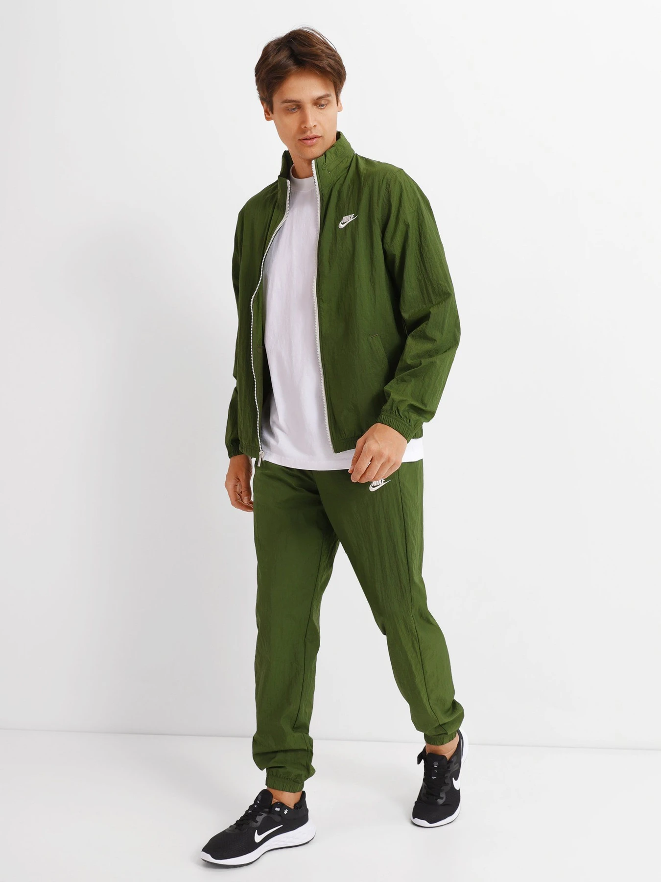 Костюмы NIKE Sportswear Sport Essentials модель DM6848-326 Костюмы NIKE Sportswear Sport Essentials модель DM6848-326 Фото
