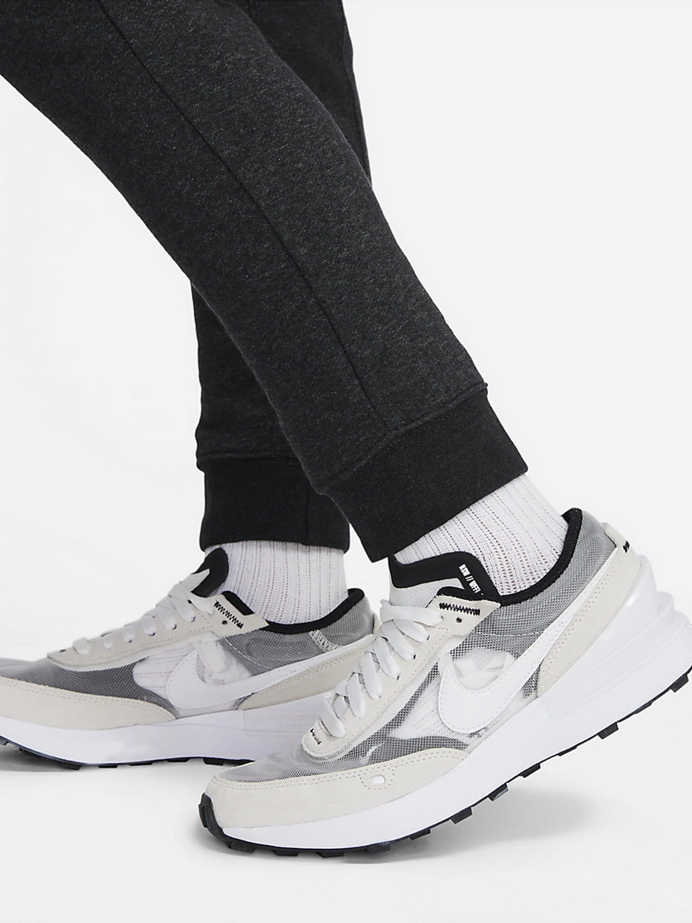 Штани NIKE Sportswear модель DM8108-010 Штани NIKE Sportswear модель DM8108-010 Фото