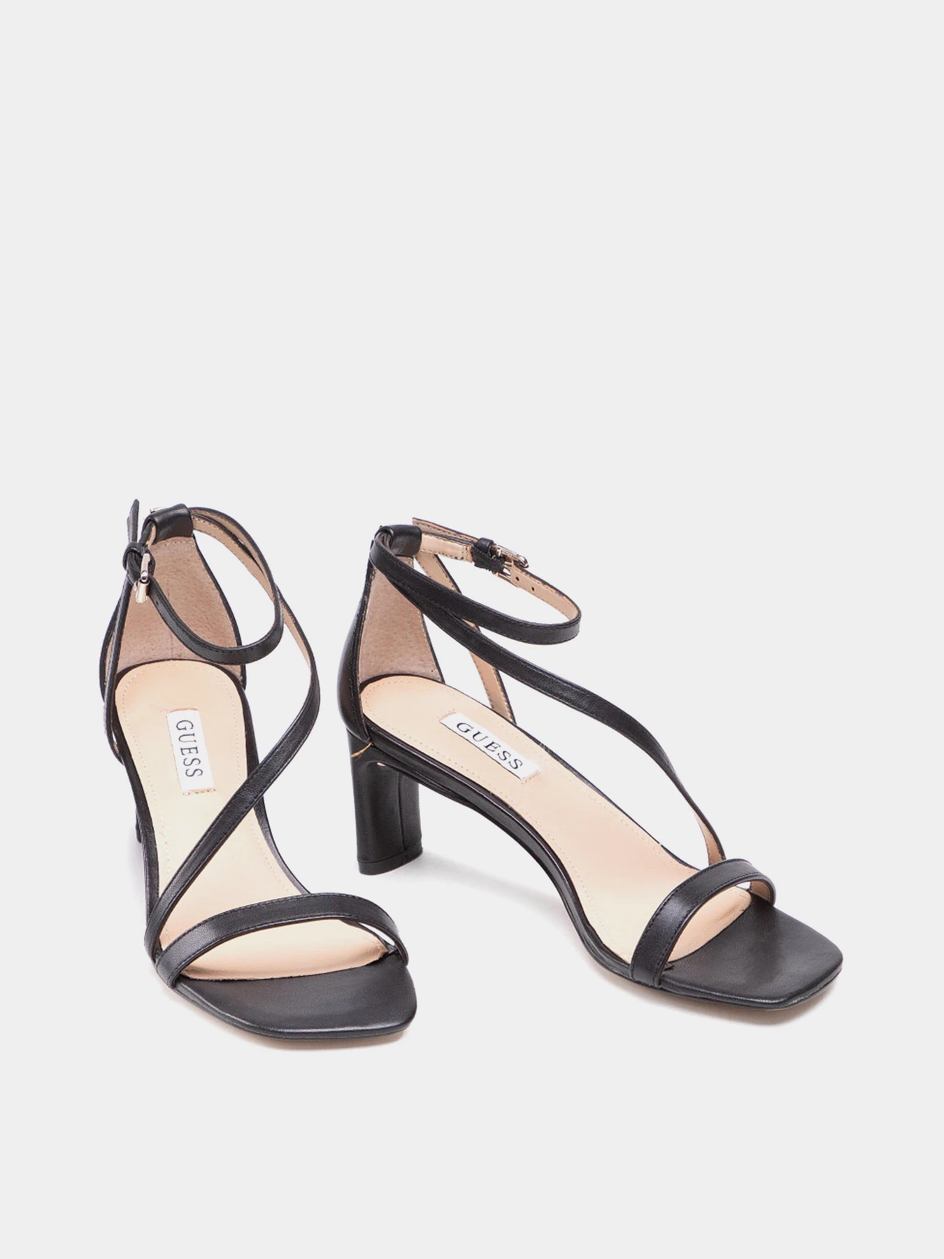 Босоніжки GUESS Selby модель FL6S2B-LEA03-BLACK Фото