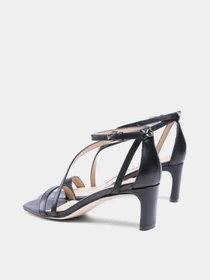Босоніжки GUESS Selby модель FL6S2B-LEA03-BLACK Фото