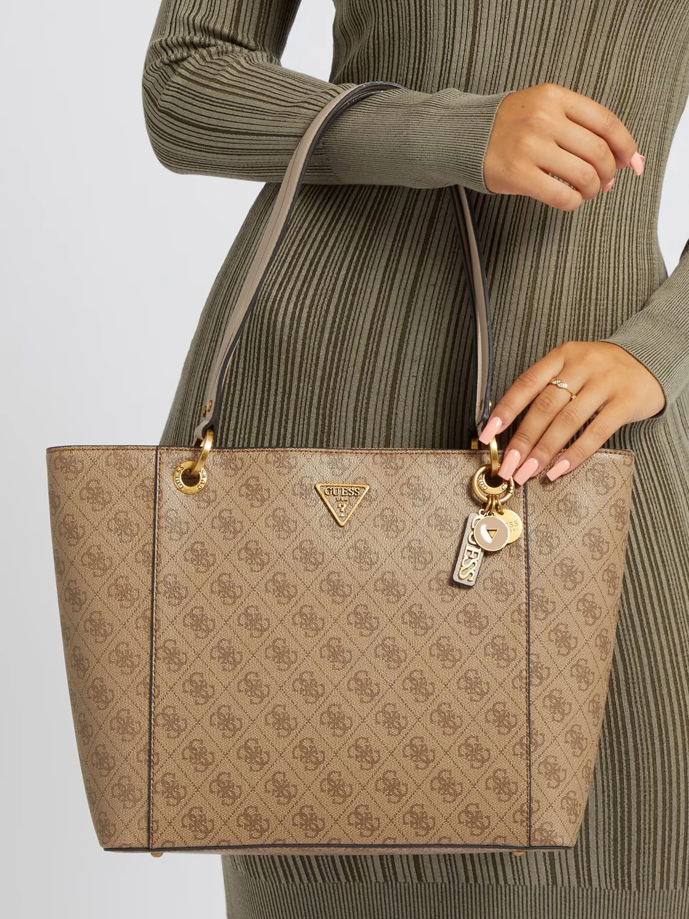 Сумки GUESS модель HWBB78.79230;LTE Сумки GUESS модель HWBB78.79230;LTE Фото
