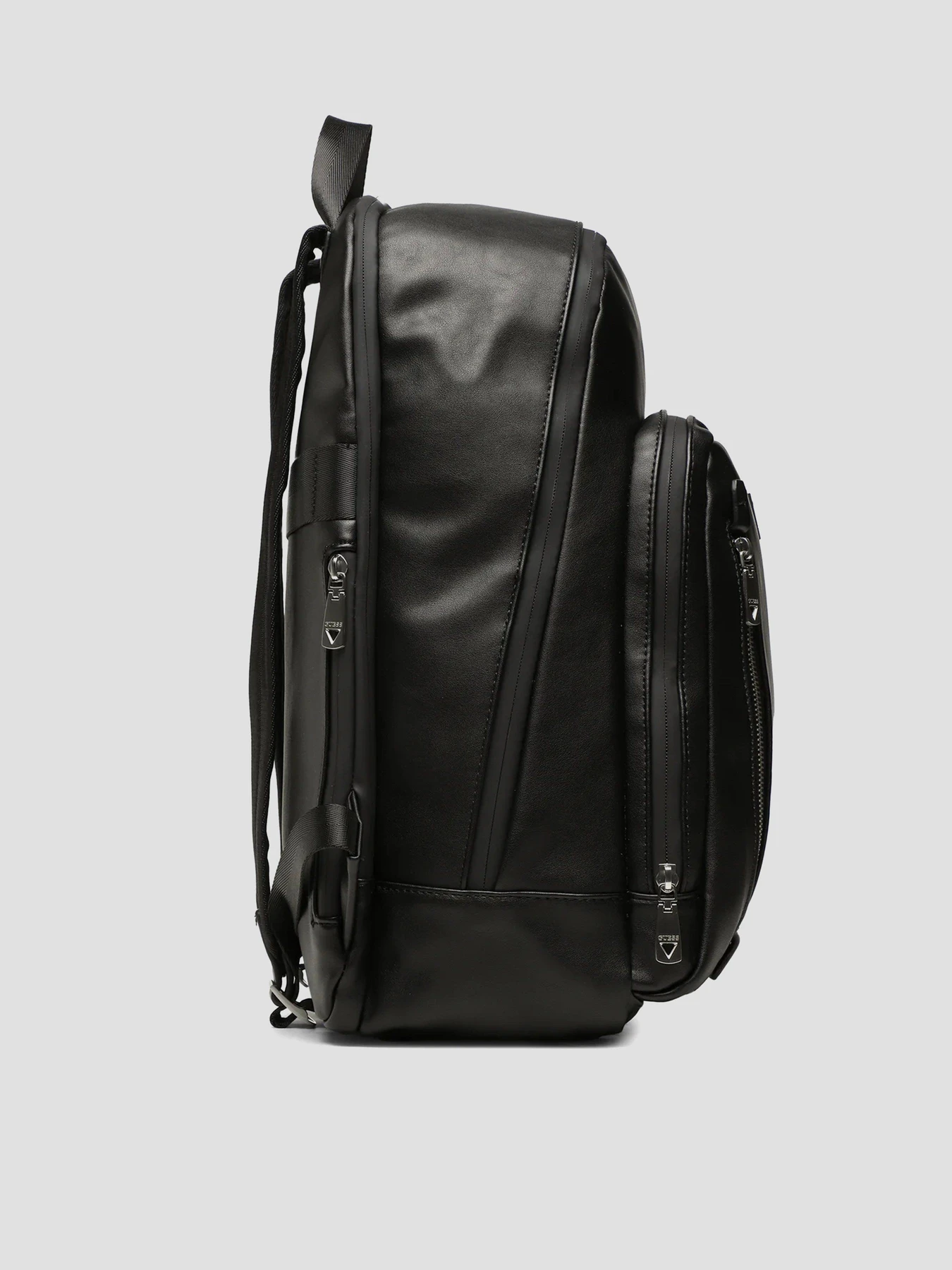 Рюкзаки GUESS модель HMSCAL.P3241;BLA Рюкзаки GUESS модель HMSCAL.P3241;BLA Фото