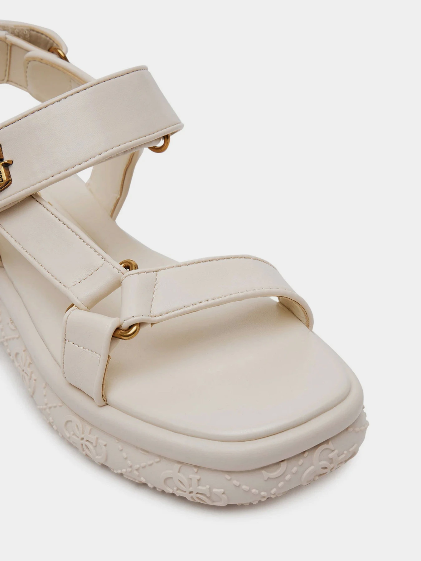 Сандалії GUESS Lanara модель FLJLAN.ELE03;CREAM Сандалії GUESS Lanara модель FLJLAN.ELE03;CREAM Фото