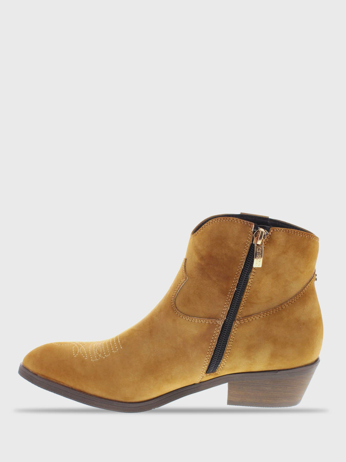 Ботинки и сапоги GUESS SIENNA модель FL7SIE-ESU10-COGNA Ботинки и сапоги GUESS SIENNA модель FL7SIE-ESU10-COGNA Фото
