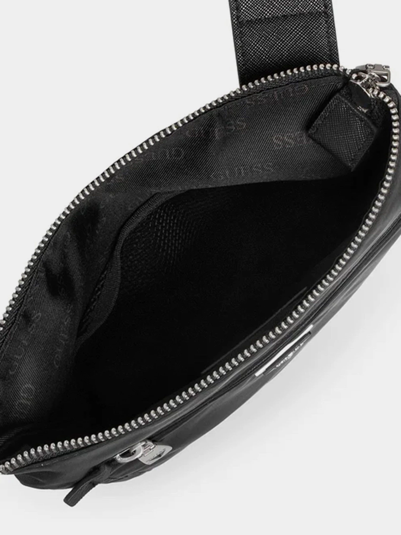 Сумки GUESS модель HMECRN.P2291;BLA Сумки GUESS модель HMECRN.P2291;BLA Фото