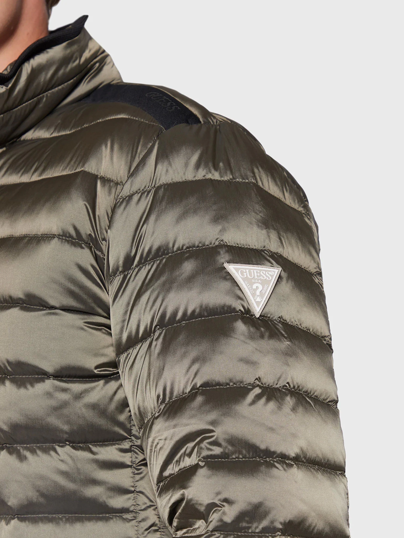 Куртки та дублянки GUESS Light Packable Realdown Jkt модель M1RL47.WDQ50;G1CA Фото