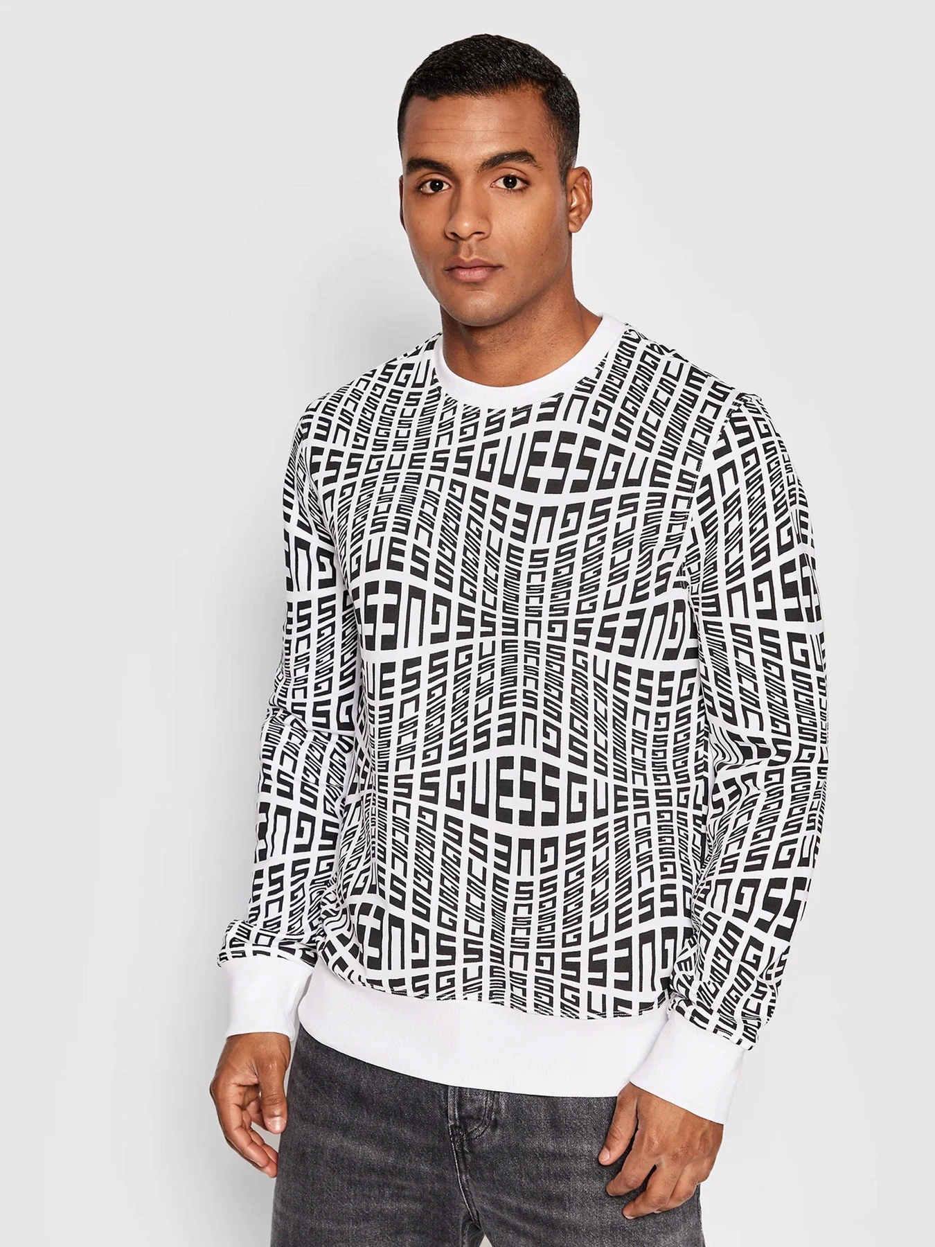 Худи и свитшоты GUESS Salmo Cn Fleece модель M2YQ18.K68I1;P04Q Худи и свитшоты GUESS Salmo Cn Fleece модель M2YQ18.K68I1;P04Q Фото