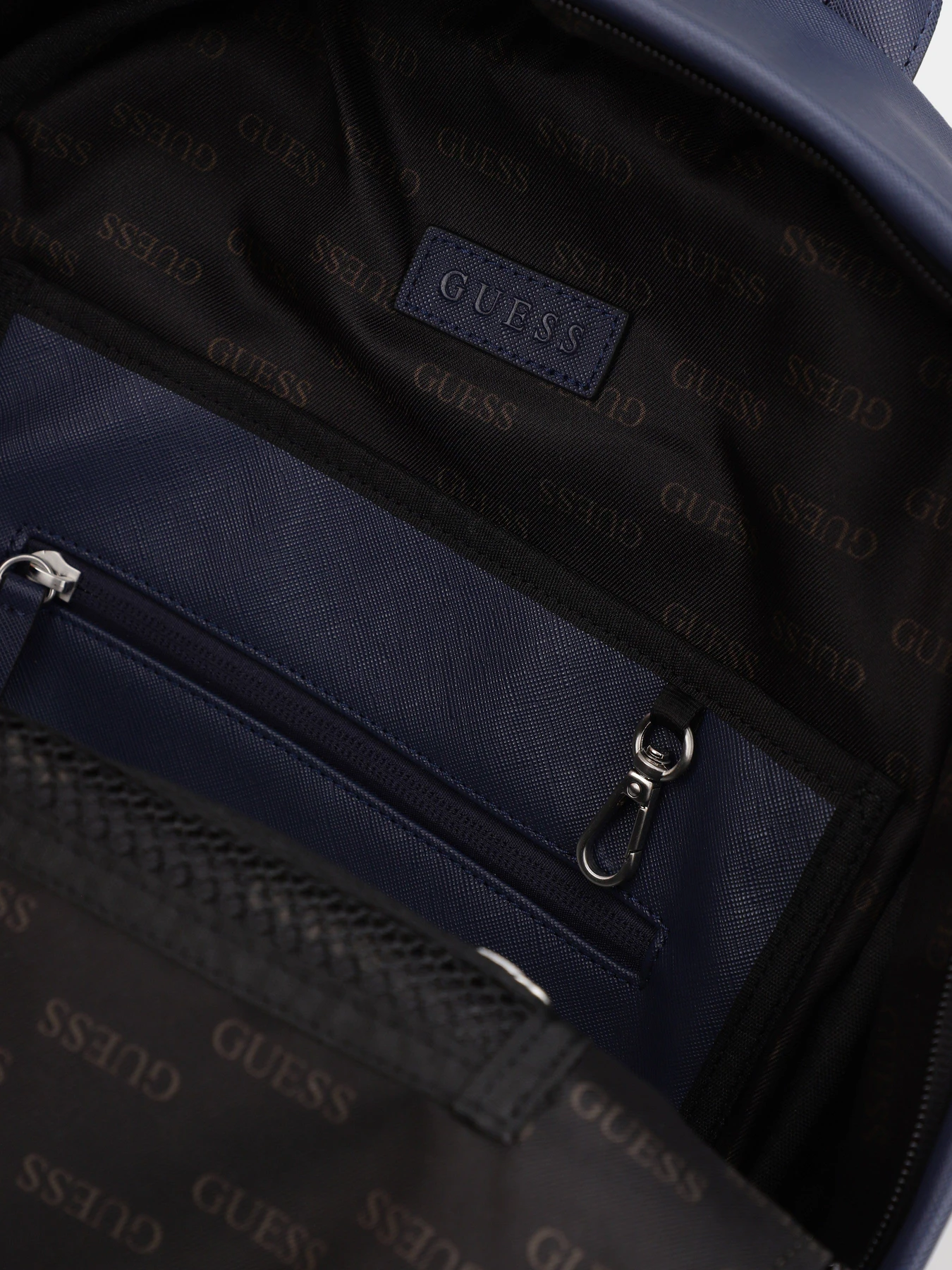 Рюкзаки GUESS Certosa Saffiano Smart модель HMECSA.P3111;BOG Рюкзаки GUESS Certosa Saffiano Smart модель HMECSA.P3111;BOG Фото
