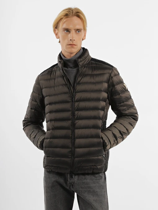 Куртки и дубленки GUESS Light Packable Realdown Jkt модель M1RL47.WDQ50;A11G Фото