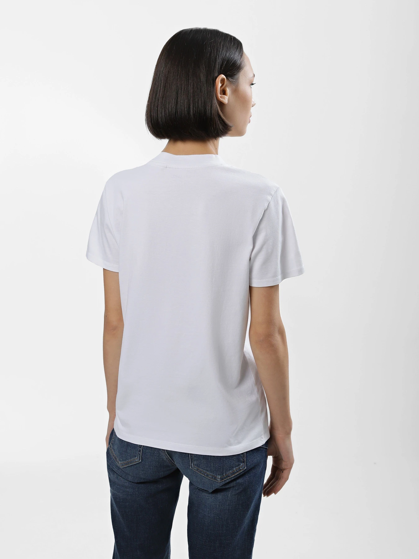 Футболки и поло GUESS Classic Fit Logo модель W2BI69.K8FQ1;G011 Фото