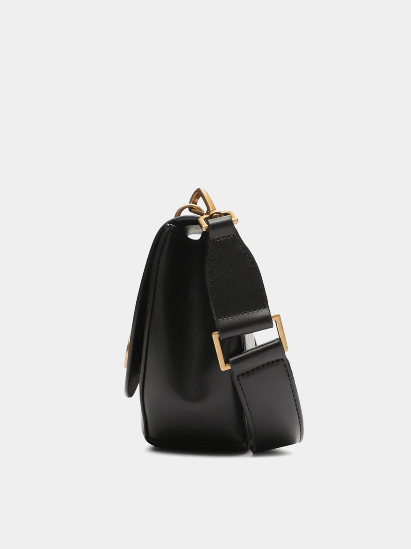Сумки GUESS Fleet Mini Saddle модель HWVB89.82770;BLA Сумки GUESS Fleet Mini Saddle модель HWVB89.82770;BLA Фото