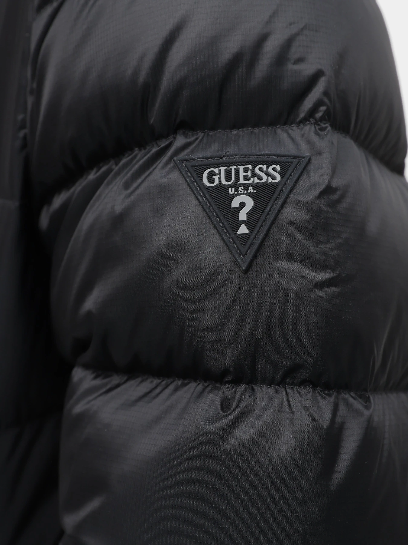 Куртки и дубленки GUESS модель M3BL36.WF4F0;JBLK Куртки и дубленки GUESS модель M3BL36.WF4F0;JBLK Фото