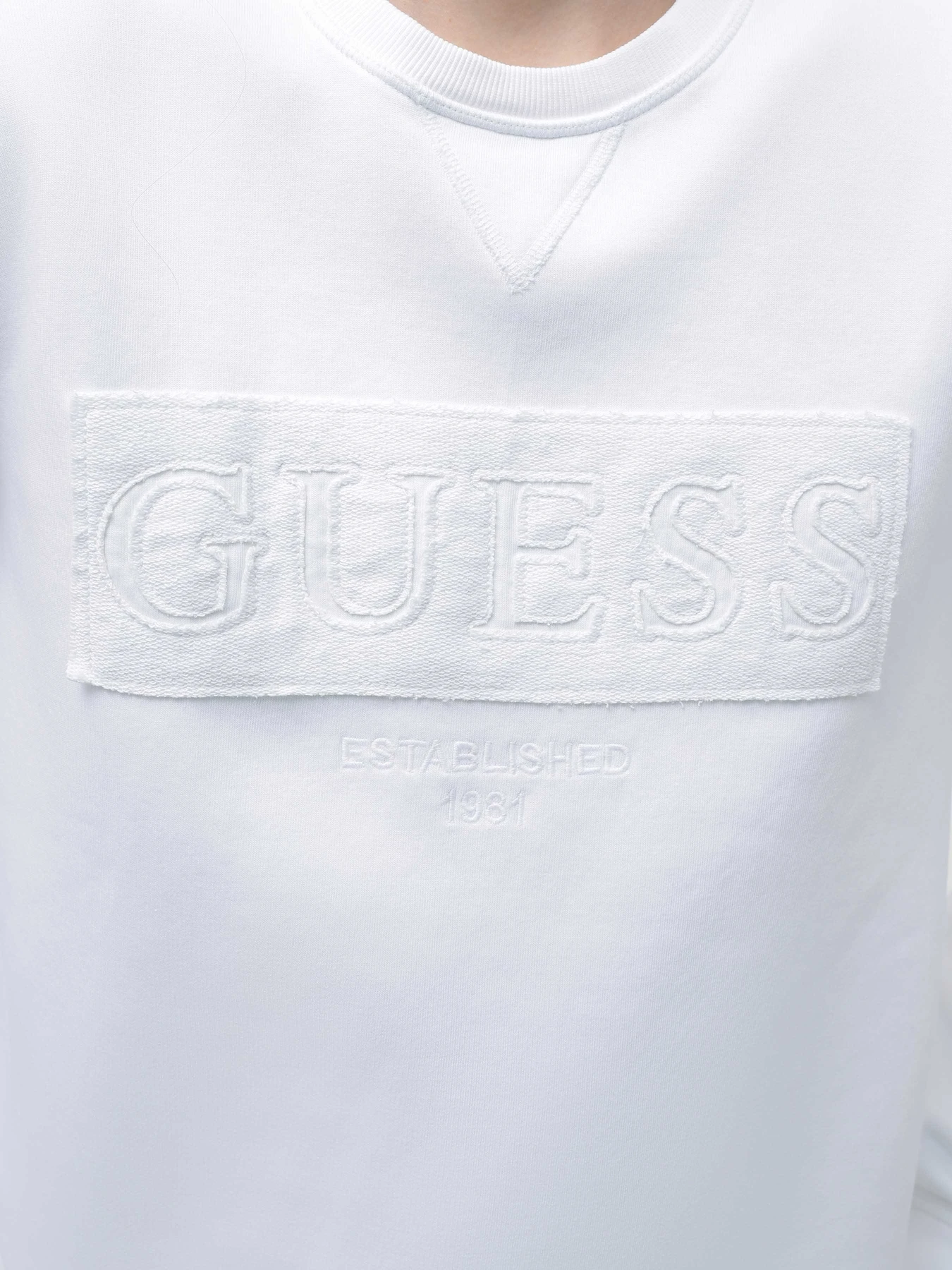 Худі та світшоти GUESS Beau Cn Sweatshirt модель M3BQ08.K9Z21;G011 Худі та світшоти GUESS Beau Cn Sweatshirt модель M3BQ08.K9Z21;G011 Фото
