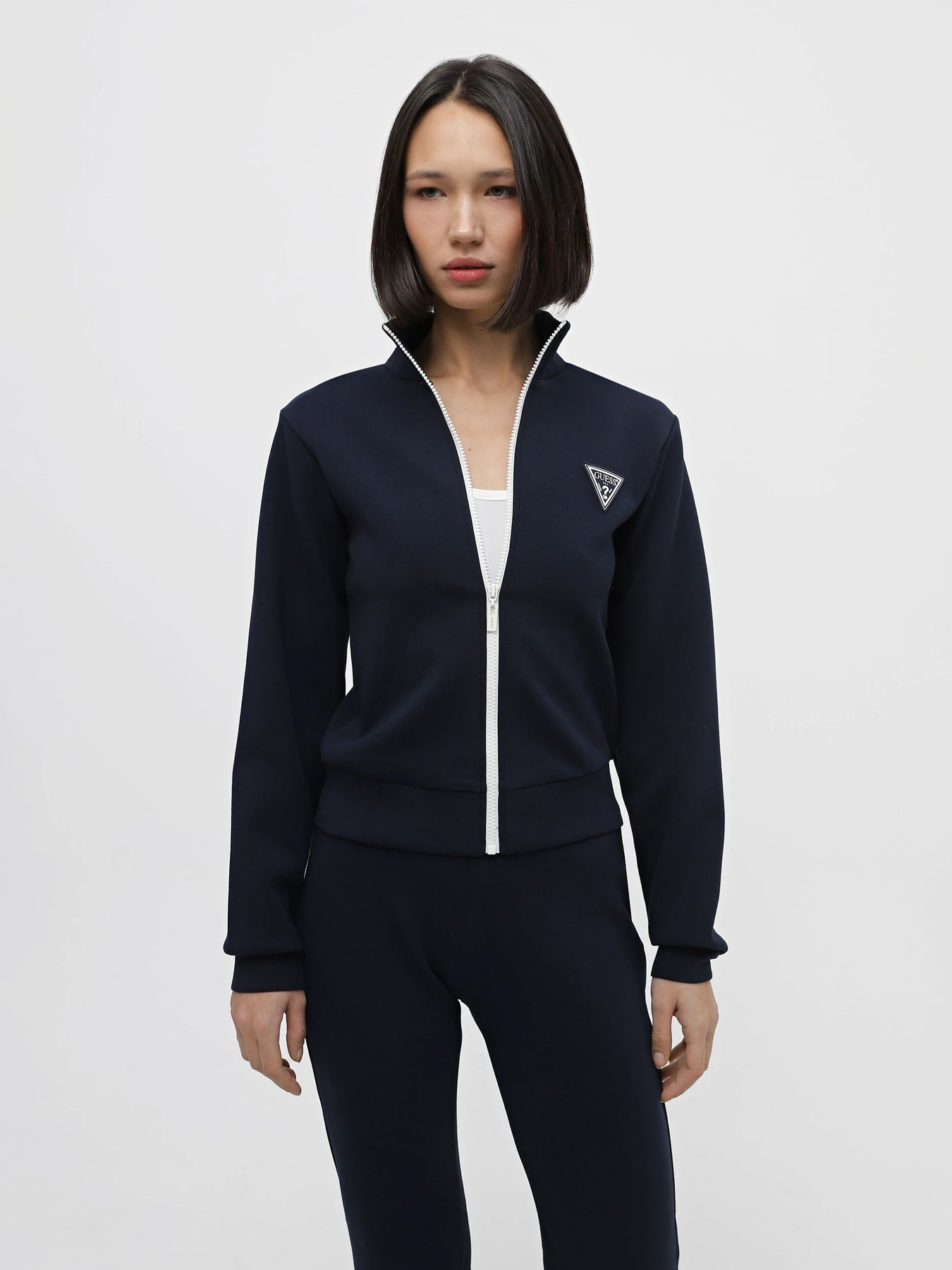 Худи и свитшоты GUESS Ann Half модель V3BQ12.KBCK2;A71W Худи и свитшоты GUESS Ann Half модель V3BQ12.KBCK2;A71W Фото
