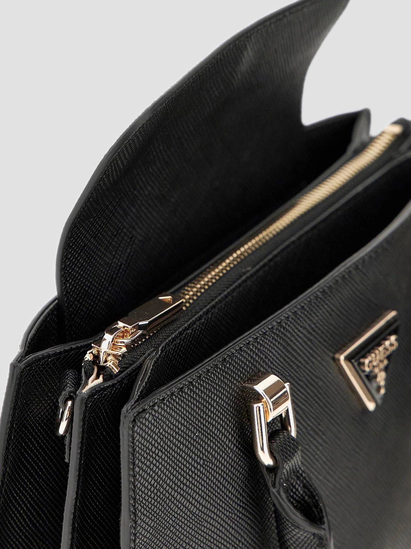 Сумки GUESS Ilia модель HWVG85.69050;BLA Фото