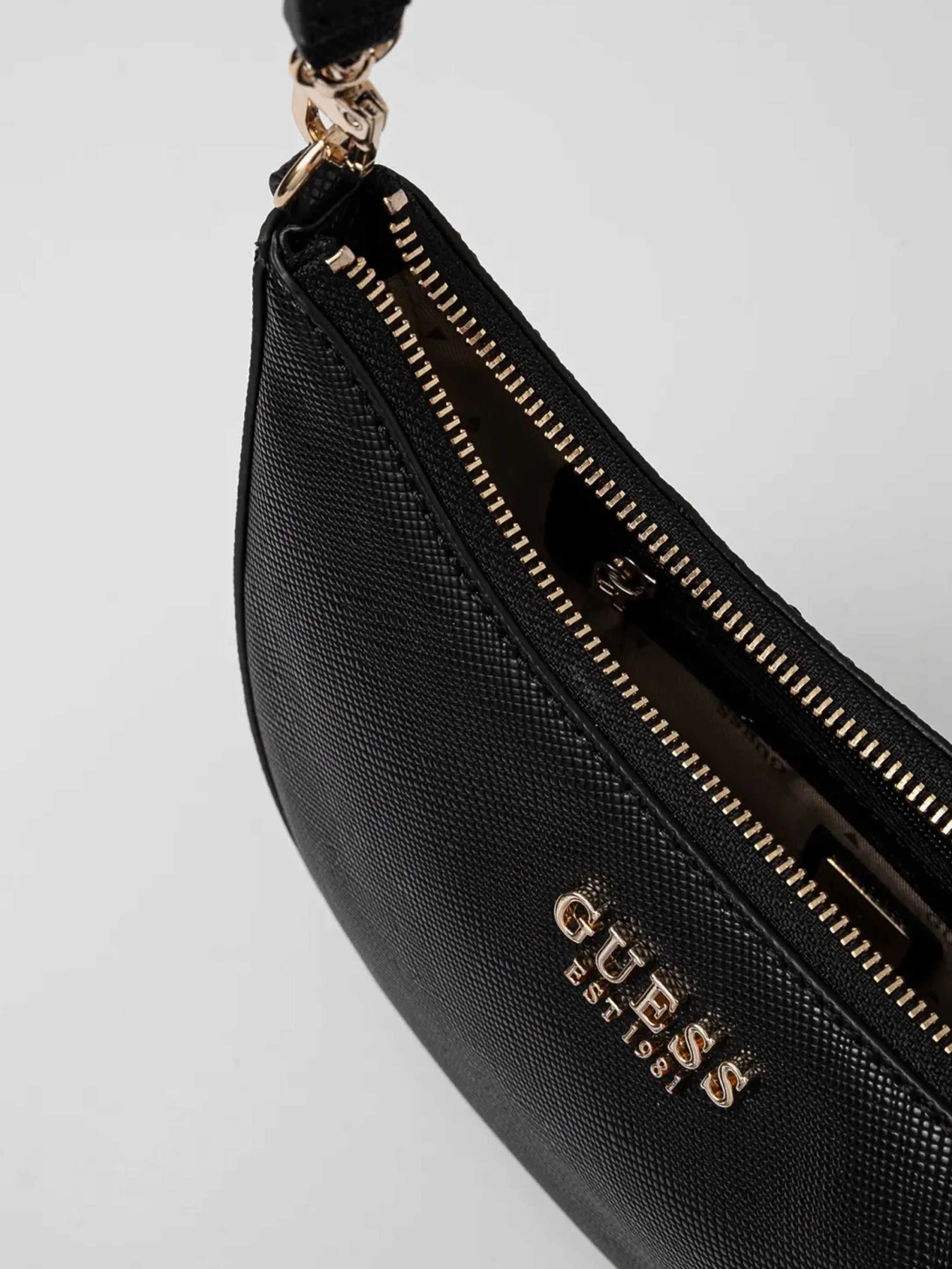 Сумки GUESS Fedana модель HWZG96.43720;BLA Фото