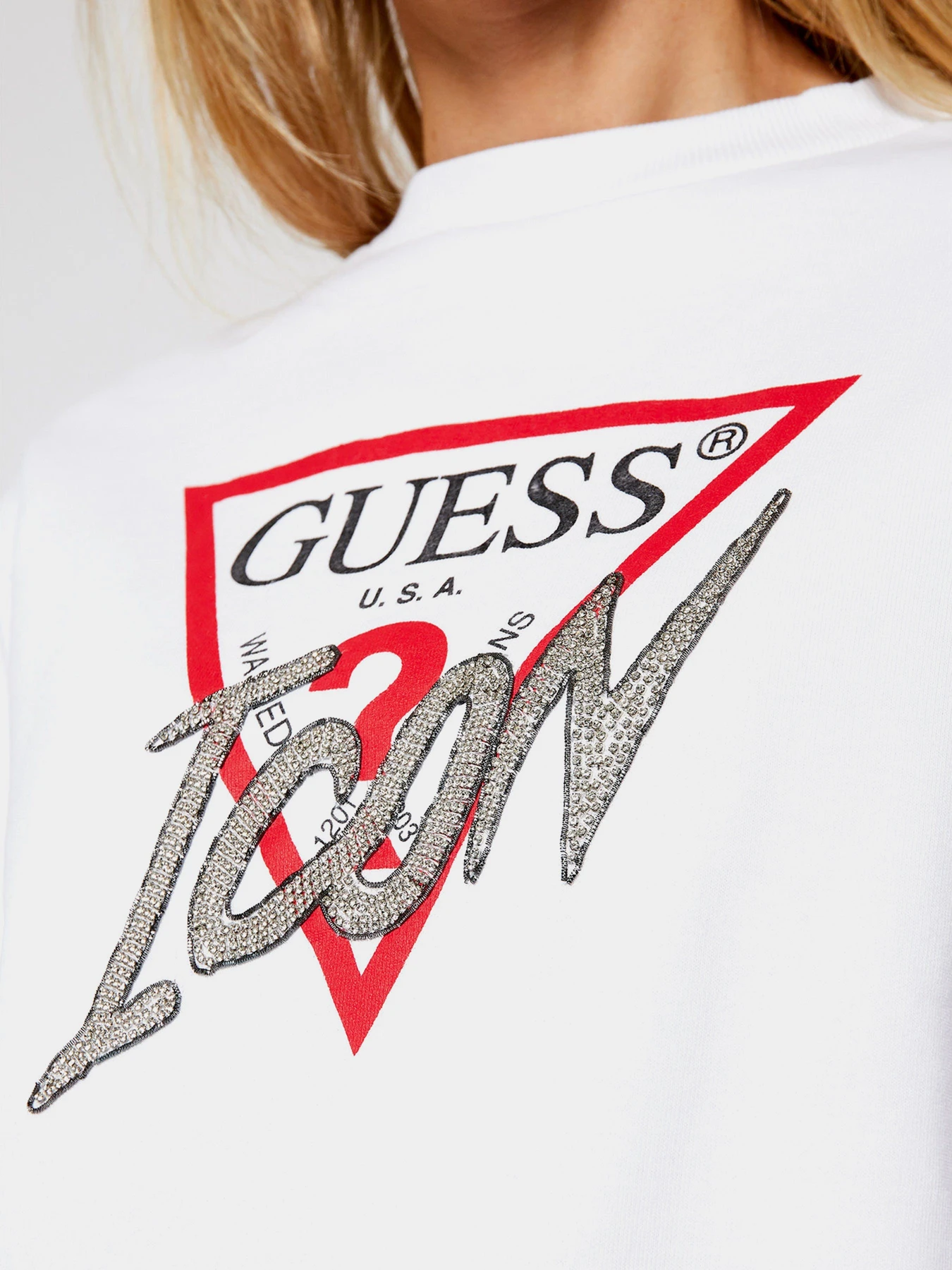 Худі та світшоти GUESS модель W1RQ04-K68I0-TWHT Худі та світшоти GUESS модель W1RQ04-K68I0-TWHT Фото