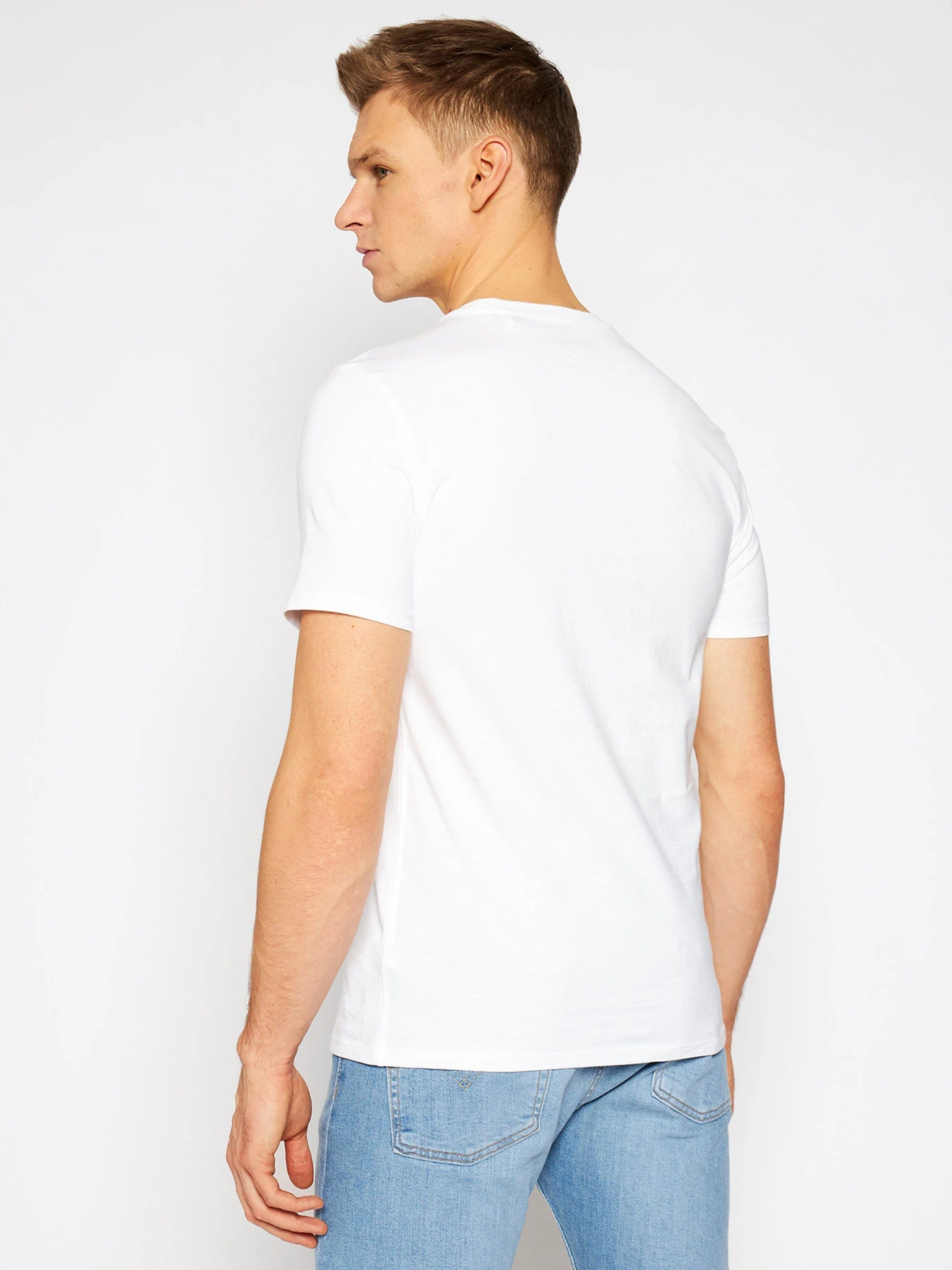 Футболки и поло GUESS модель M1RI36-I3Z11-TWHT Футболки и поло GUESS модель M1RI36-I3Z11-TWHT Фото