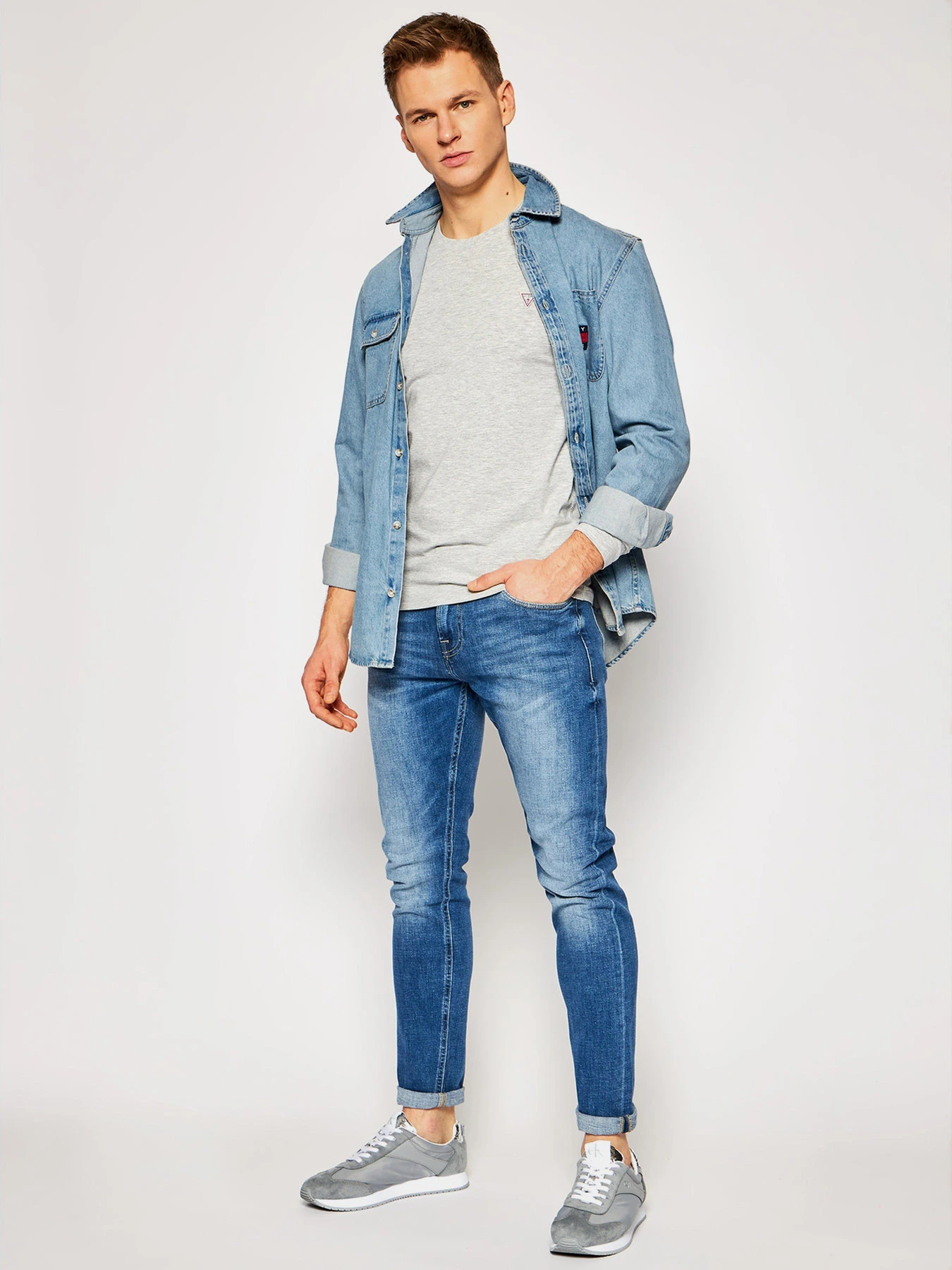 Худи и свитшоты GUESS модель M1RI28-J1311-LHY Худи и свитшоты GUESS модель M1RI28-J1311-LHY Фото
