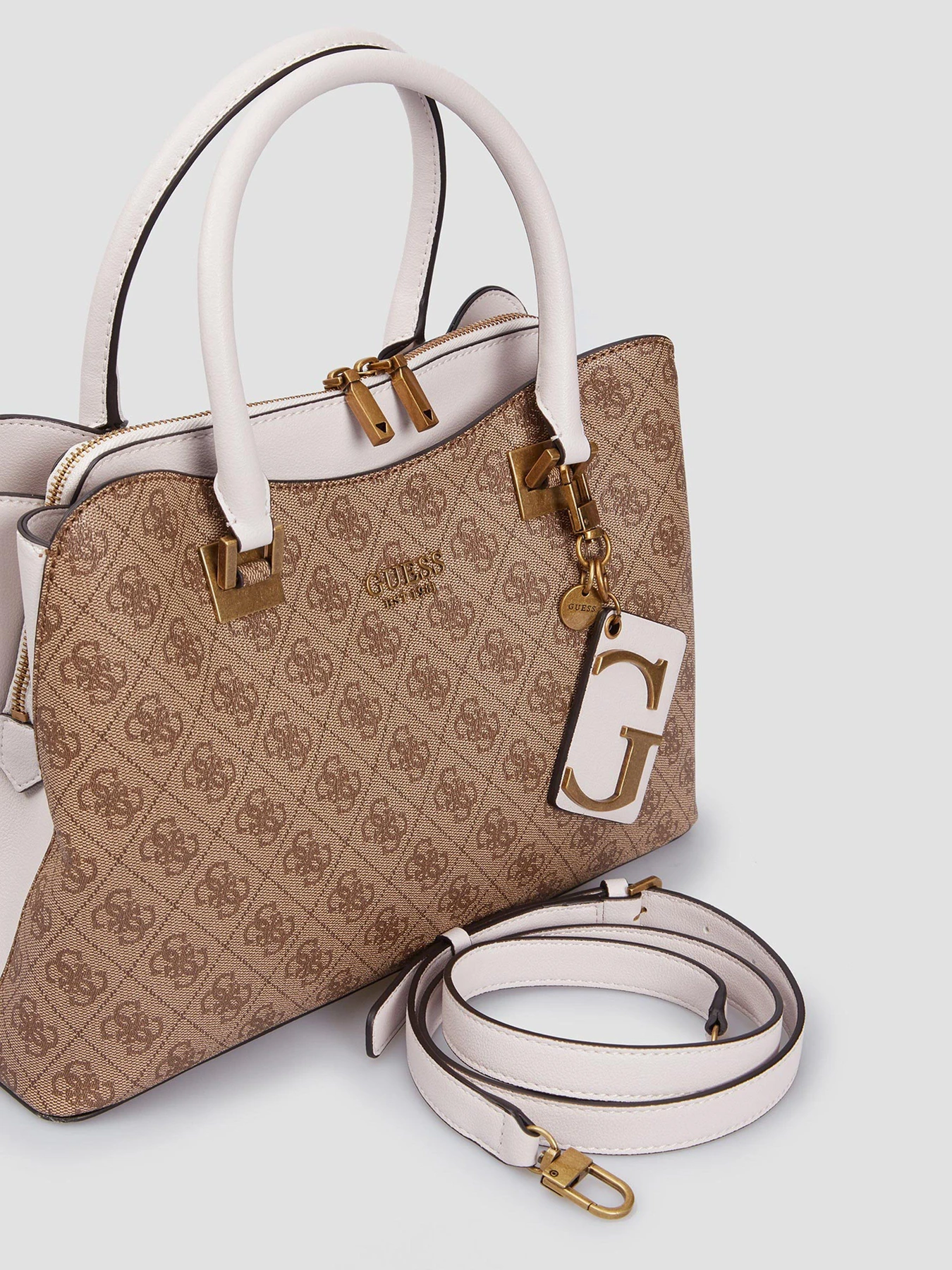 Сумки GUESS модель HWSB79-67070-BRO Фото