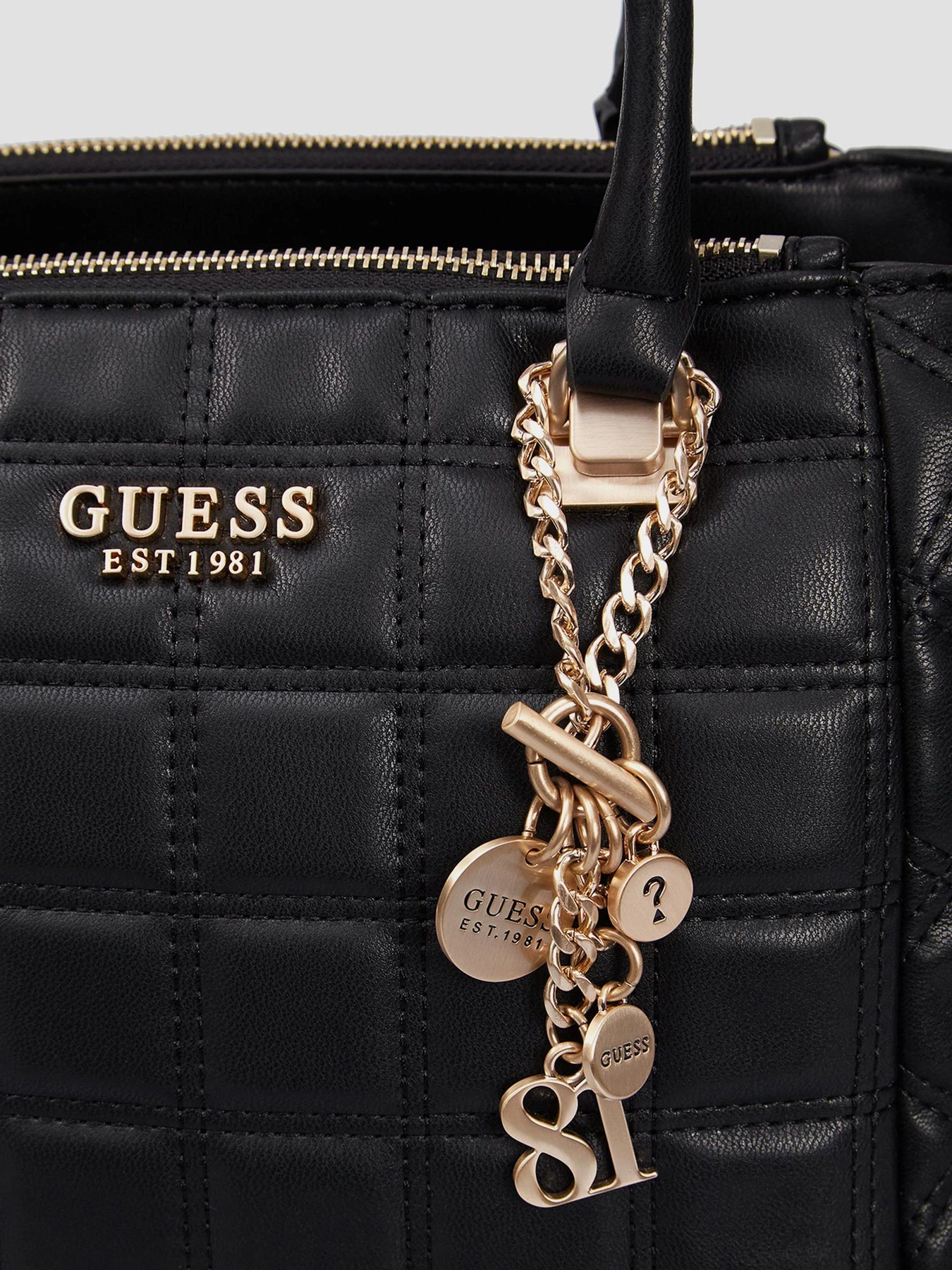 Сумки GUESS модель HWVS81-11060-BLA Сумки GUESS модель HWVS81-11060-BLA Фото