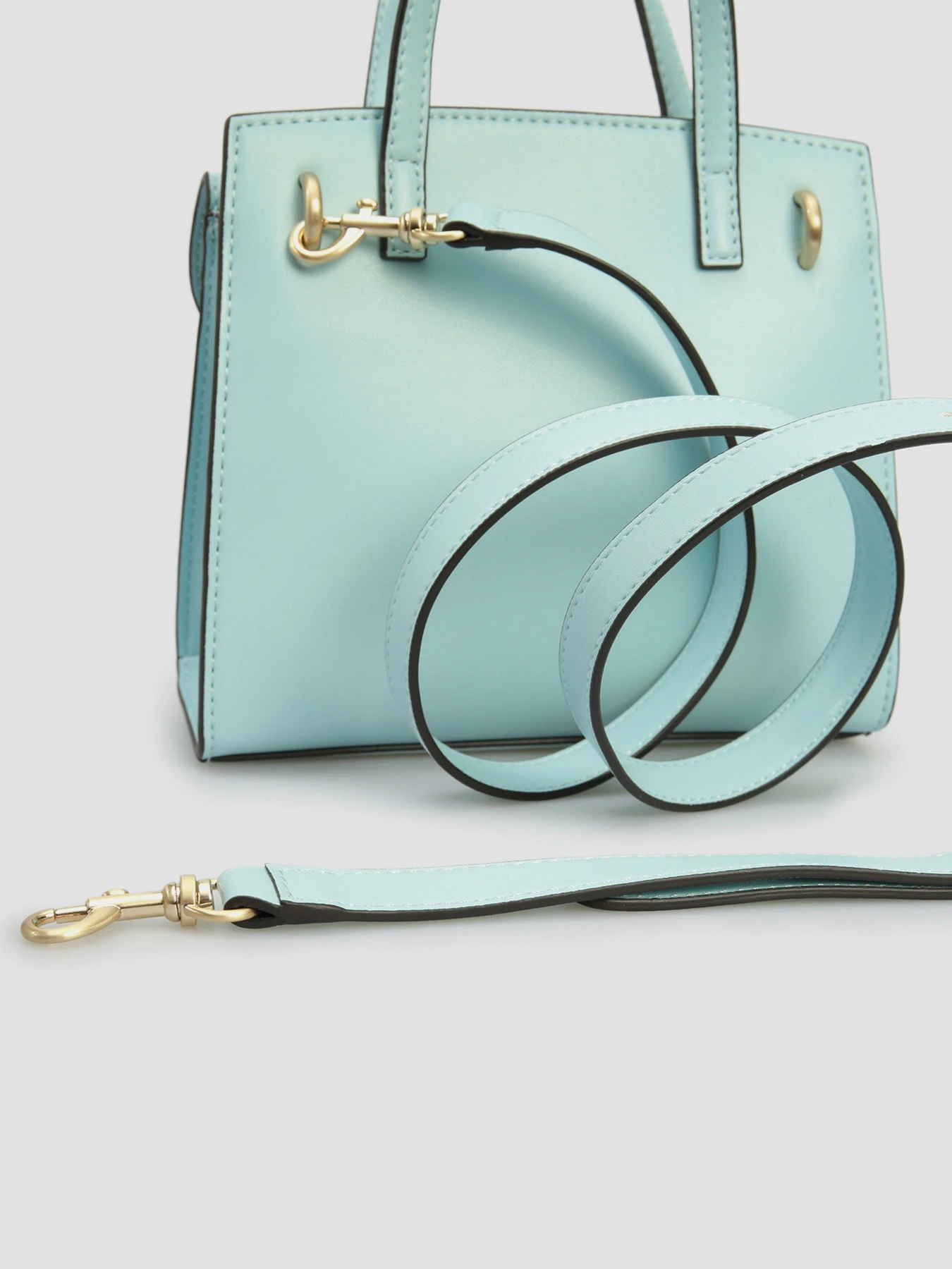 Сумки GUESS модель HWVS81-13730-AQU Фото