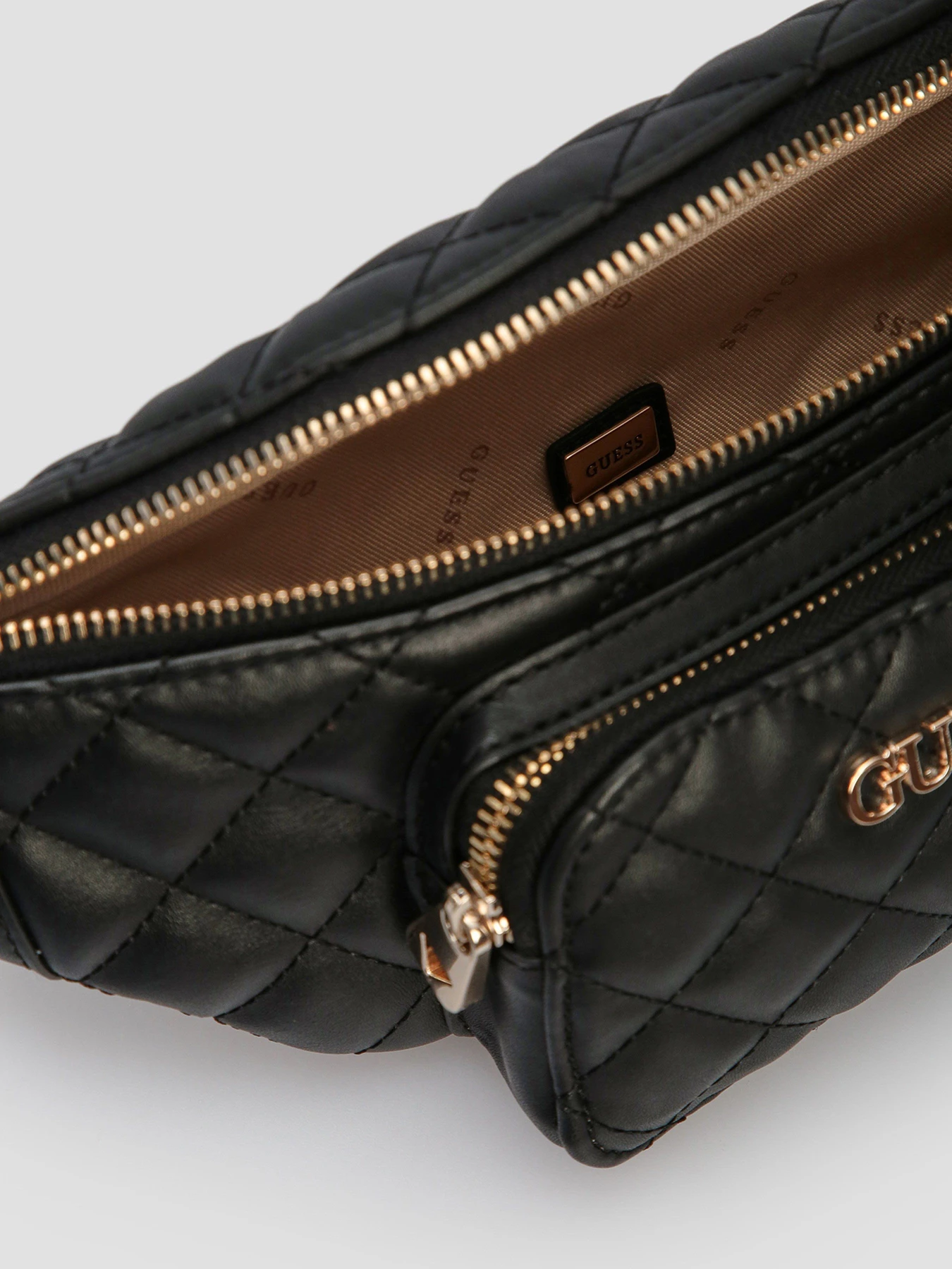 Сумки GUESS модель HWVG79-70800-BLA Фото