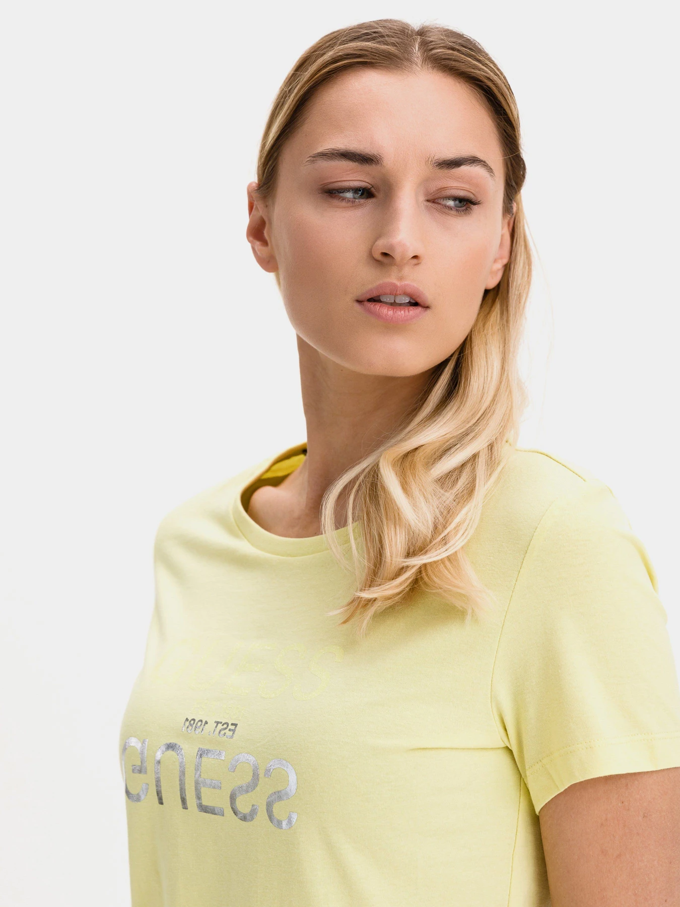 Футболки и поло GUESS модель W1GI0C-I3Z11-G2M2 Футболки и поло GUESS модель W1GI0C-I3Z11-G2M2 Фото