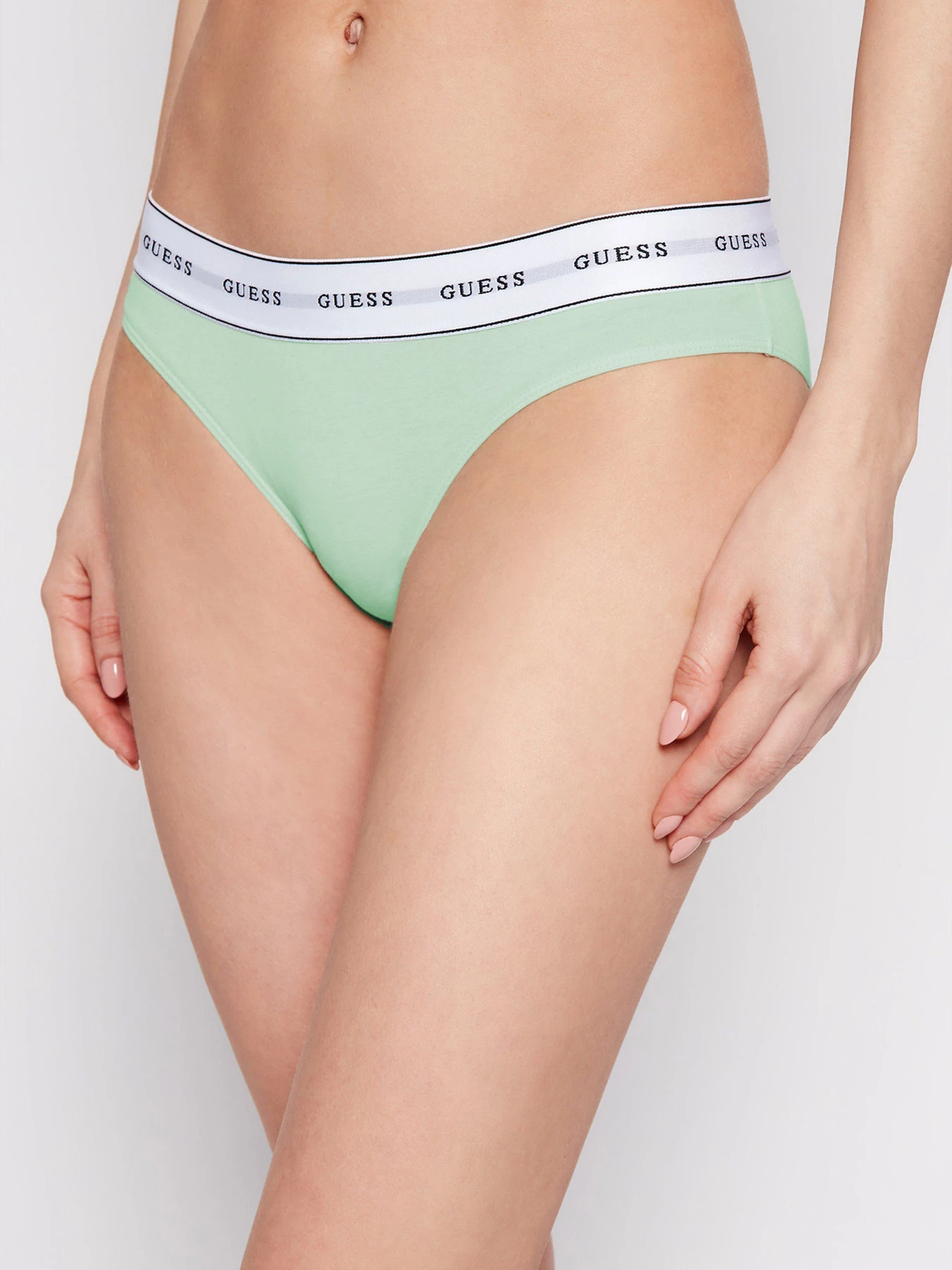 Нижнее белье GUESS Slip модель O97E02-JR04P-G7N6 Нижнее белье GUESS Slip модель O97E02-JR04P-G7N6 Фото