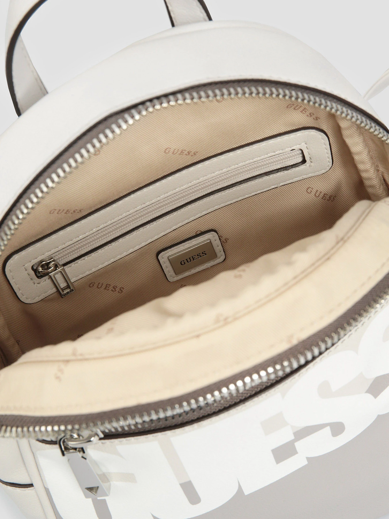 Рюкзаки GUESS
Kalipso модель HWIY81-10320-ICM Рюкзаки GUESS
Kalipso модель HWIY81-10320-ICM Фото