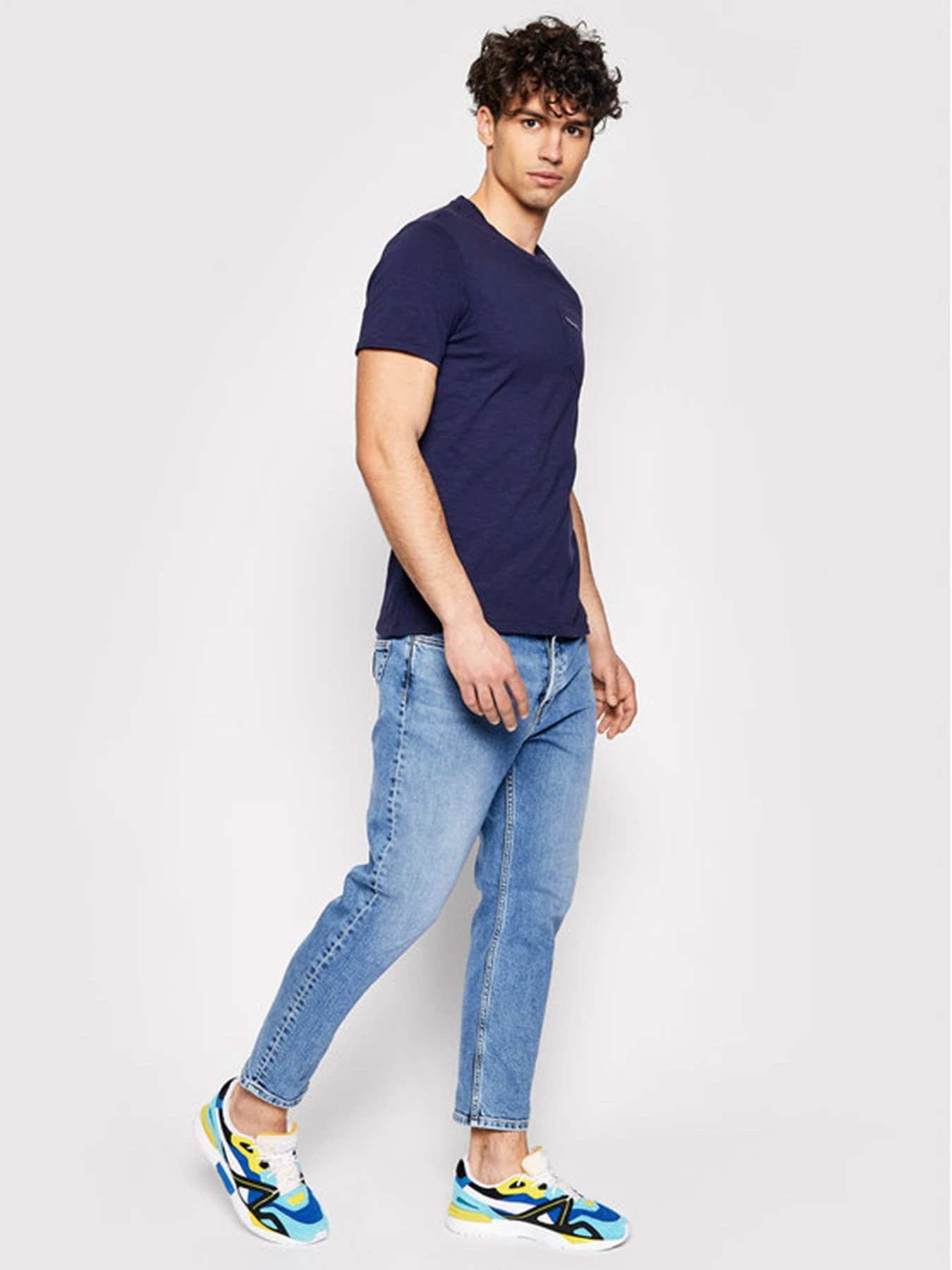Футболки и поло GUESS модель M1GI97-K6XN1-G77G Футболки и поло GUESS модель M1GI97-K6XN1-G77G Фото
