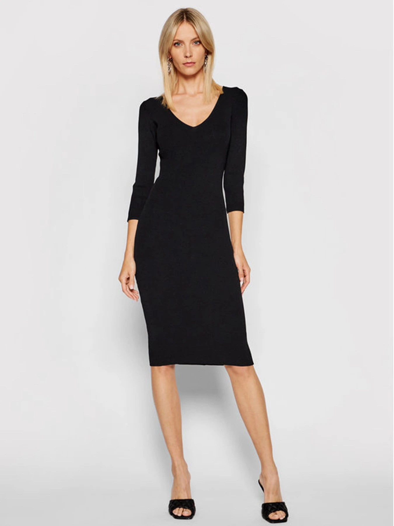 Платья GUESS модель W1YK97.Z2DC0;JBLK Платья GUESS модель W1YK97.Z2DC0;JBLK Фото