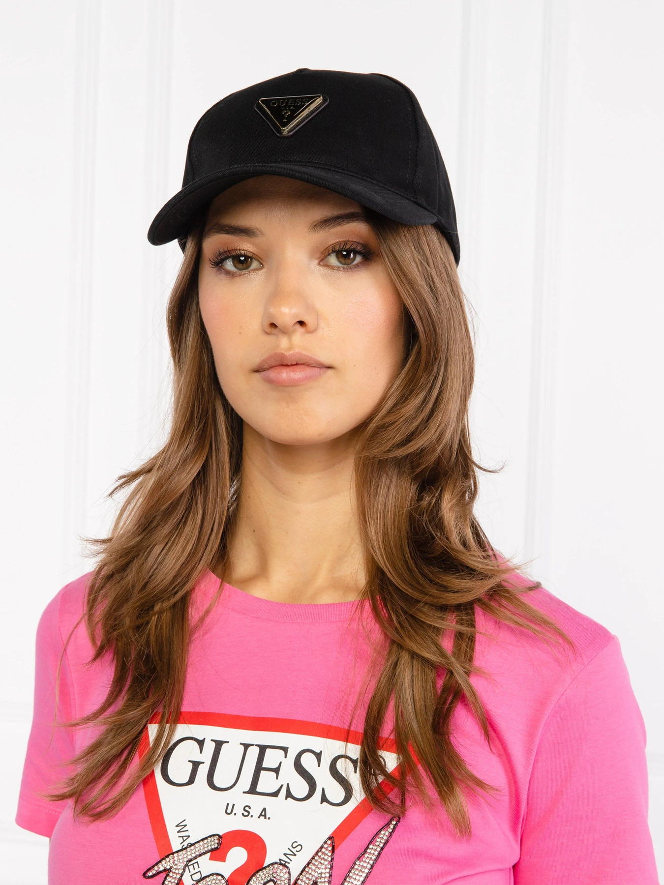 Шапки та кепки GUESS модель AW8634.COT01;BLA Шапки та кепки GUESS модель AW8634.COT01;BLA Фото
