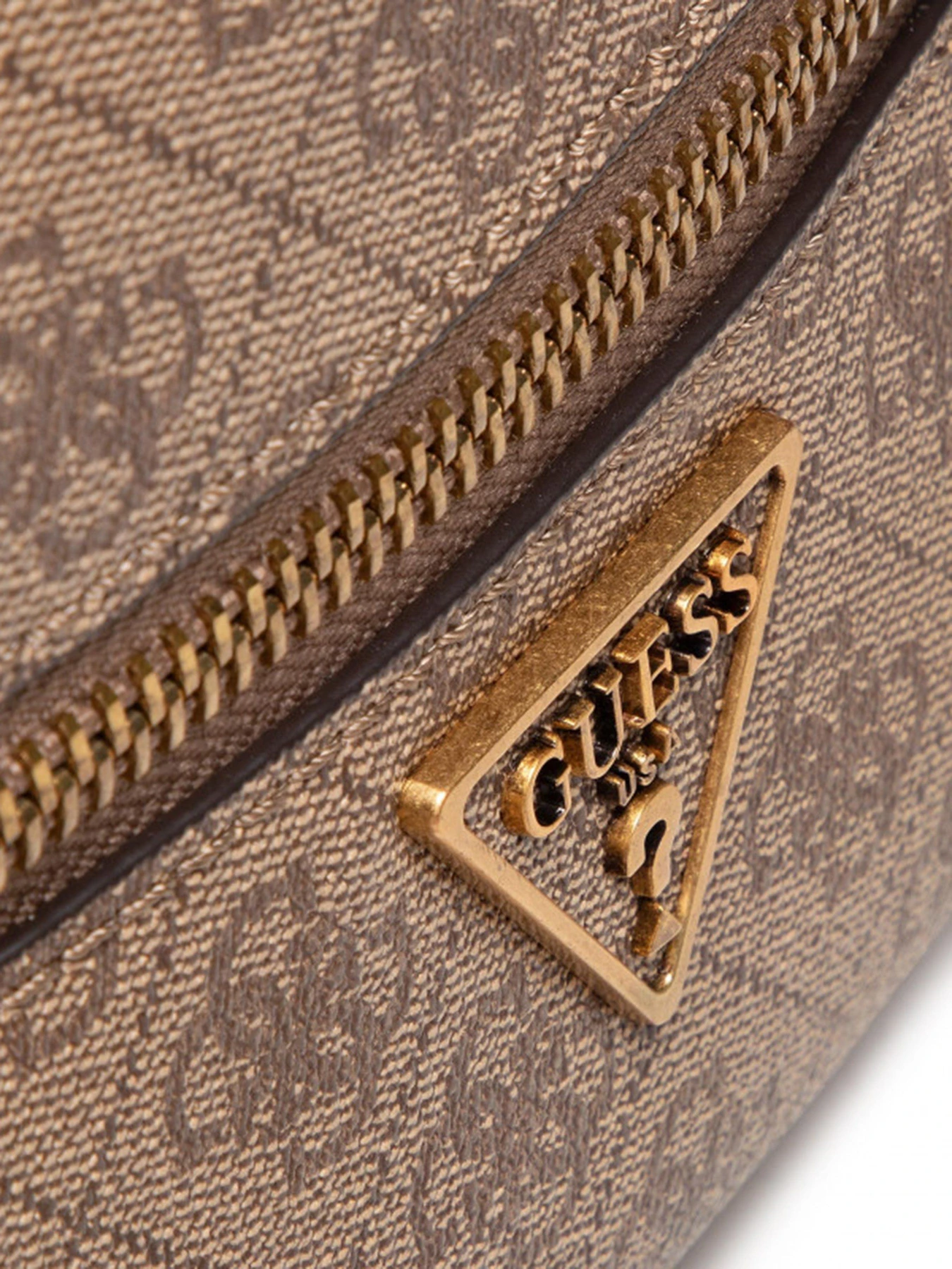 Рюкзаки GUESS Manhattan модель HWSB69.94320;LTL Рюкзаки GUESS Manhattan модель HWSB69.94320;LTL Фото